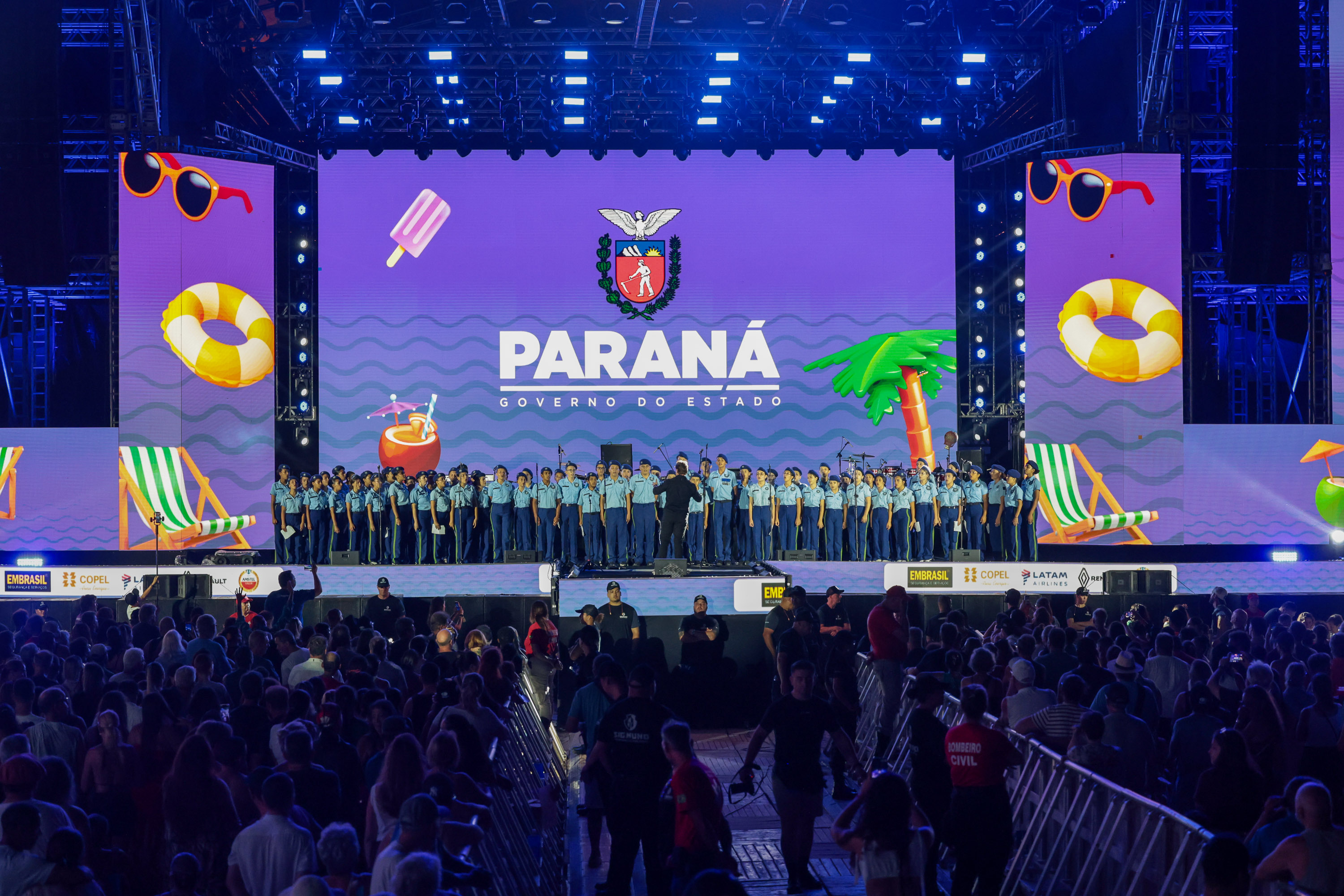 Coral do Colégio Cívico-Militar Professor Leandro Manuel da Costa