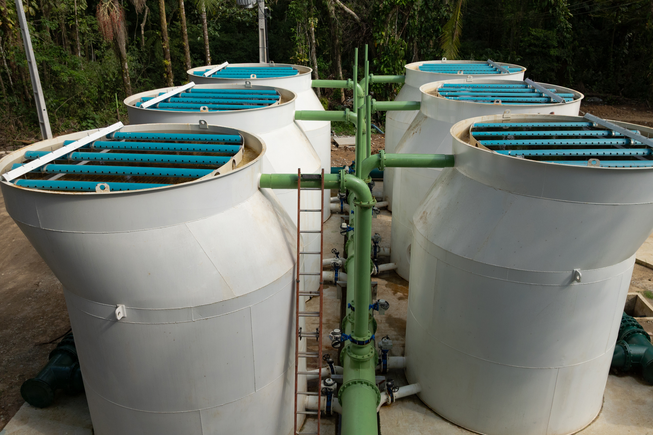 Novo sistema da Sanepar evita paralisação da Estação de Tratamento de Água de Matinhos durante chuvas mais intensas