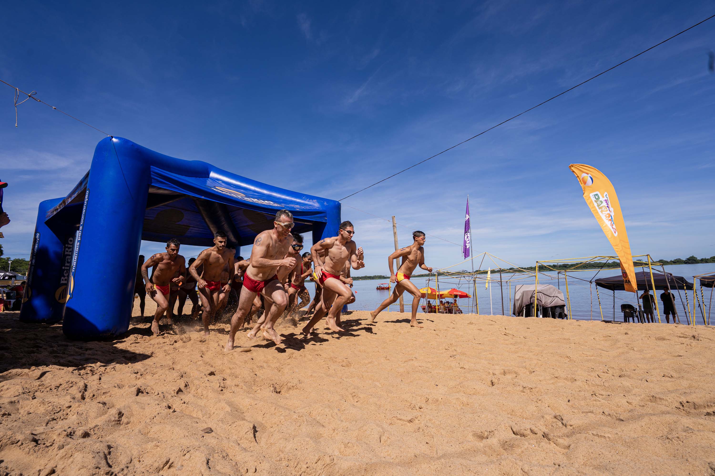 Troféu Elite movimenta Porto São José e treina bombeiros para resgates