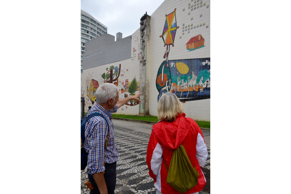 Cultura, história e arquitetura: roteiros que encantam turistas no Paraná