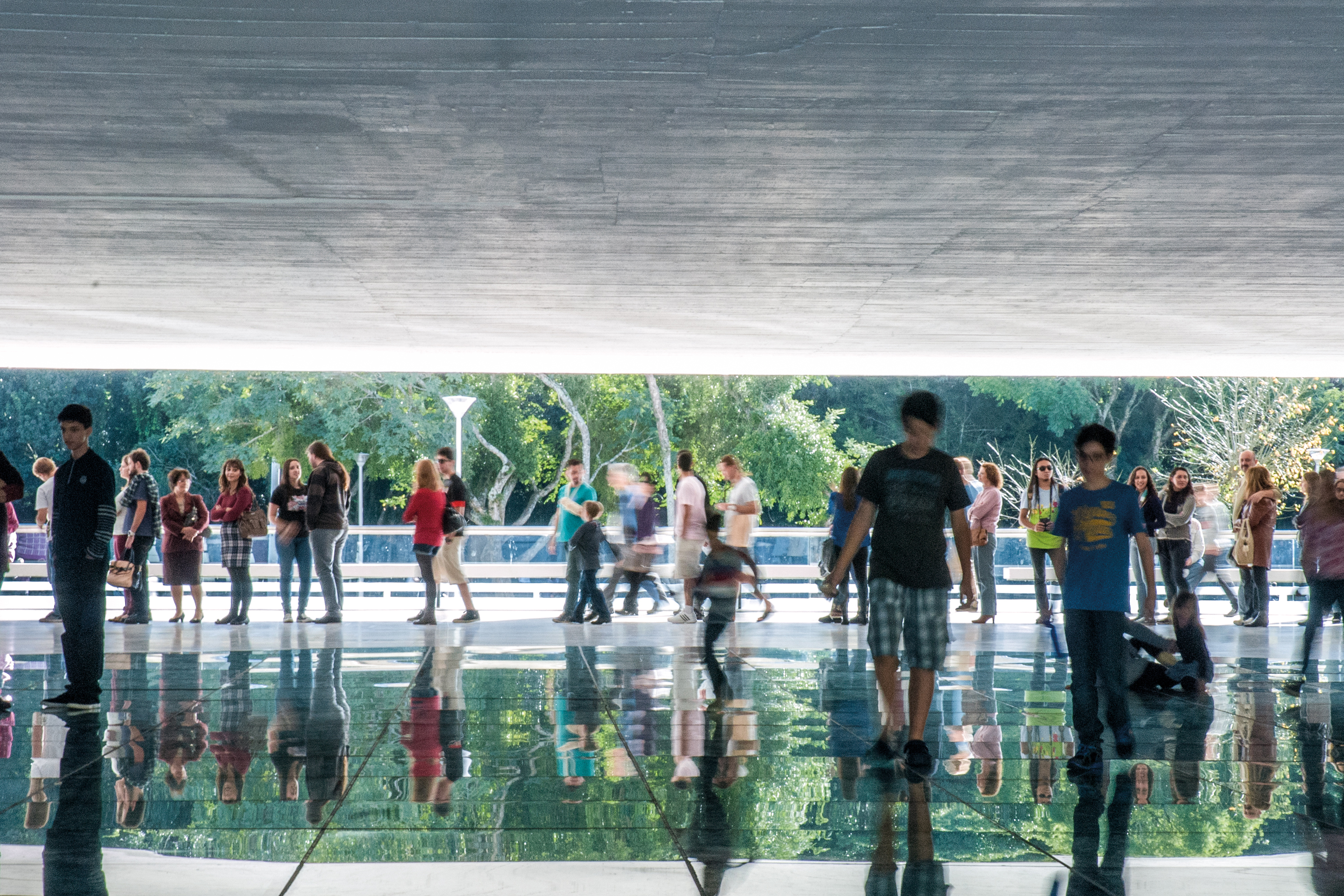Programa “Arte para Maiores” explora a arquitetura do MON no mês de março