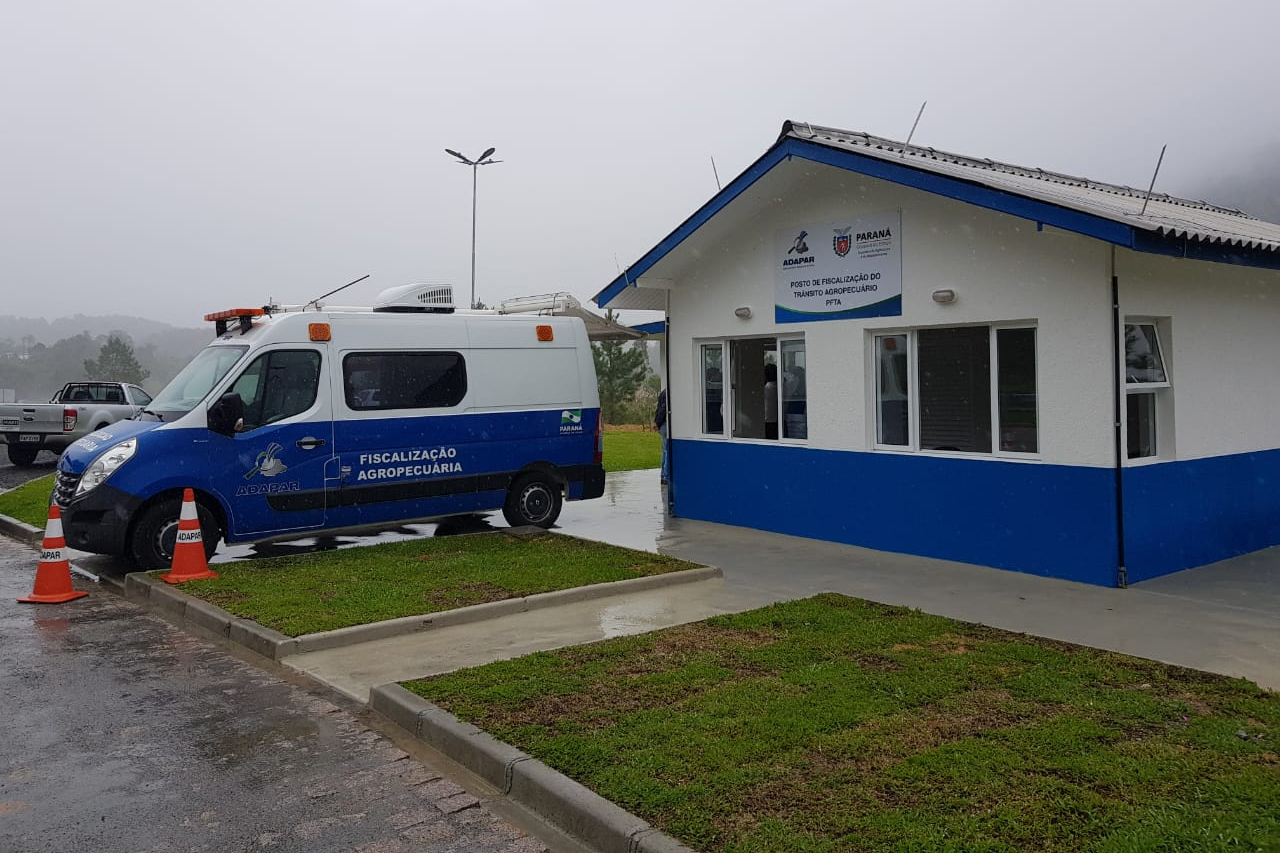Portaria da Adapar desativa postos de fiscalização do trânsito agropecuário e moderniza atividades