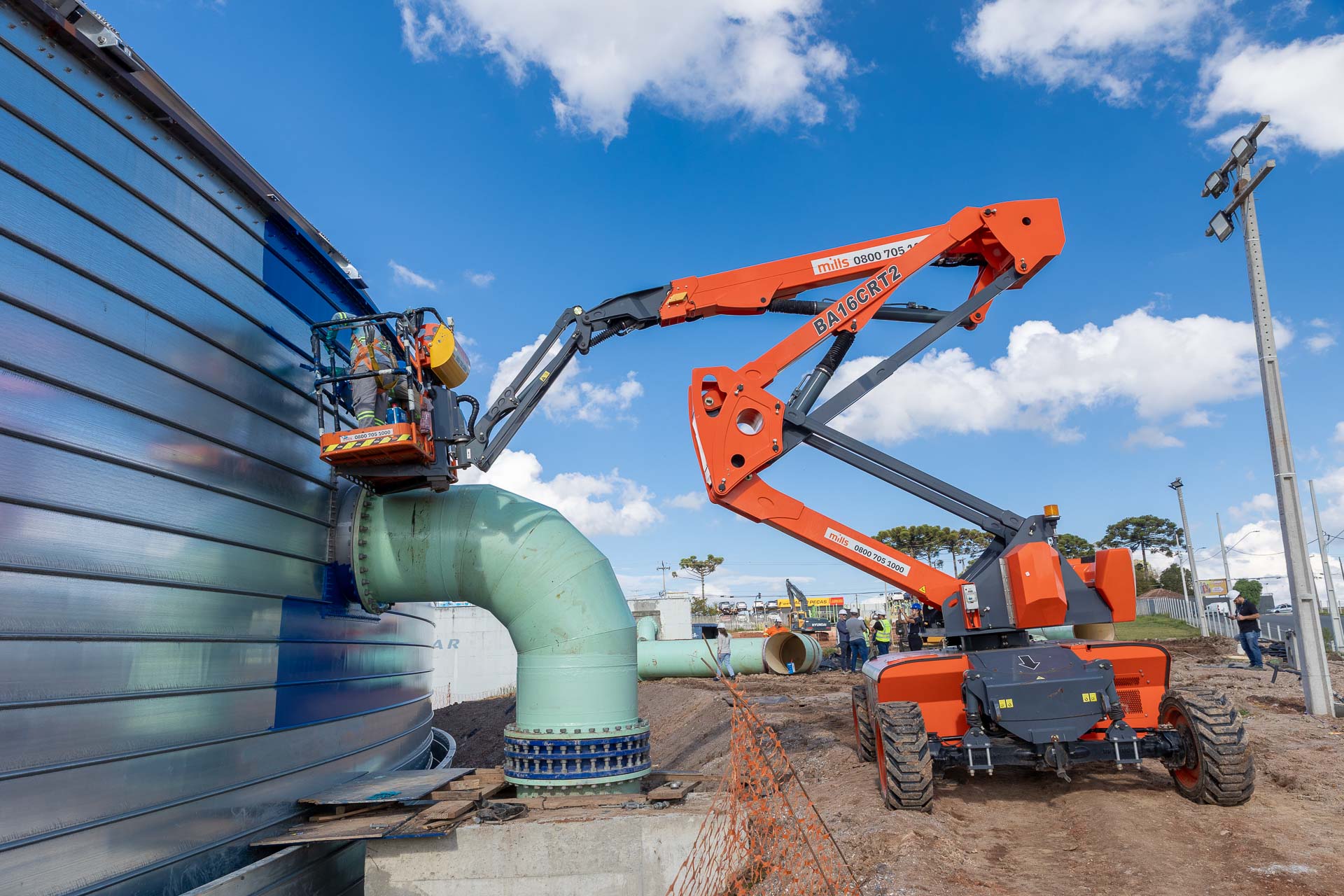 Curitiba constrói maior reservatório em aço da América Latina