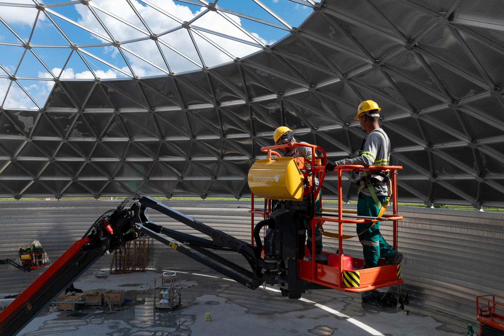 Curitiba constrói maior reservatório em aço da América Latina