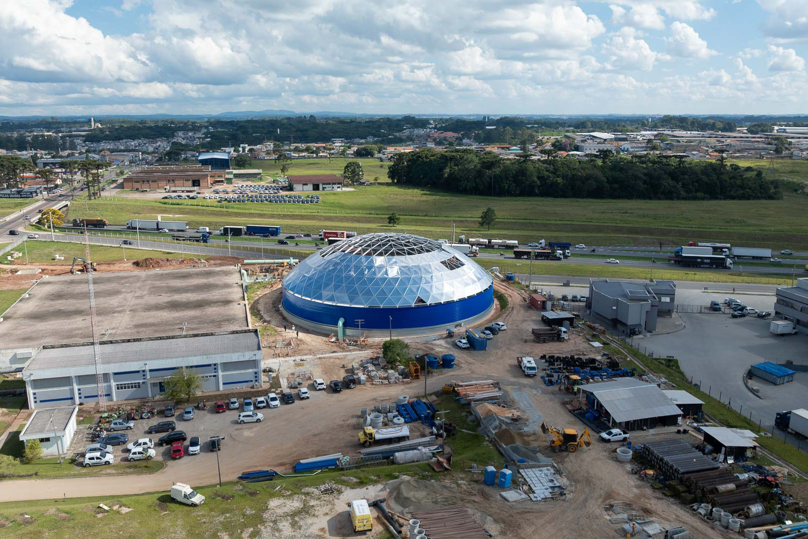 Curitiba constrói maior reservatório em aço da América Latina
