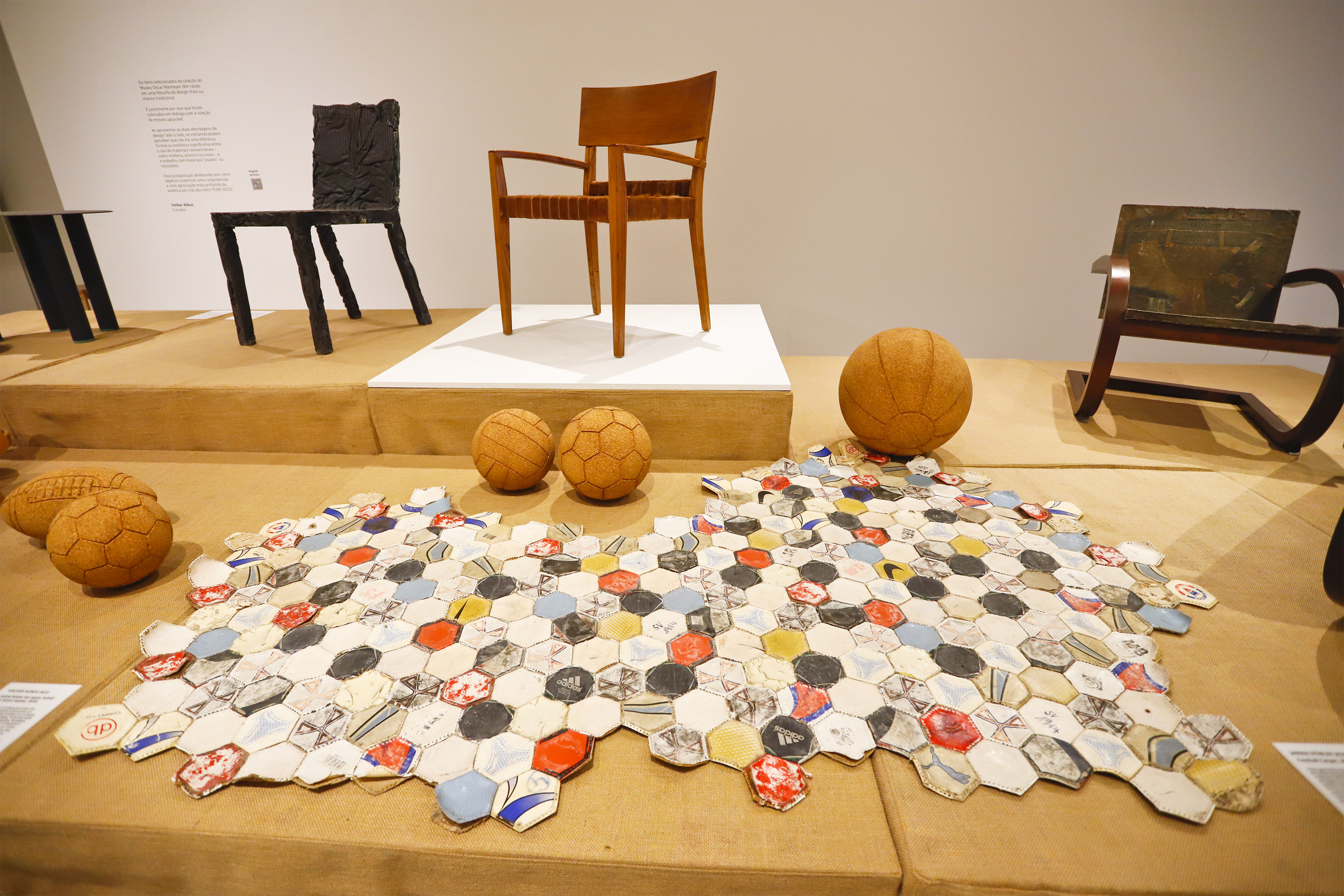 Exposição Pure Gold