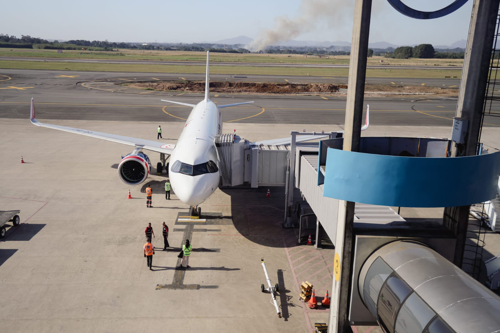 Principais aeroportos do Paraná esperam movimento de 172 mil pessoas durante Carnaval