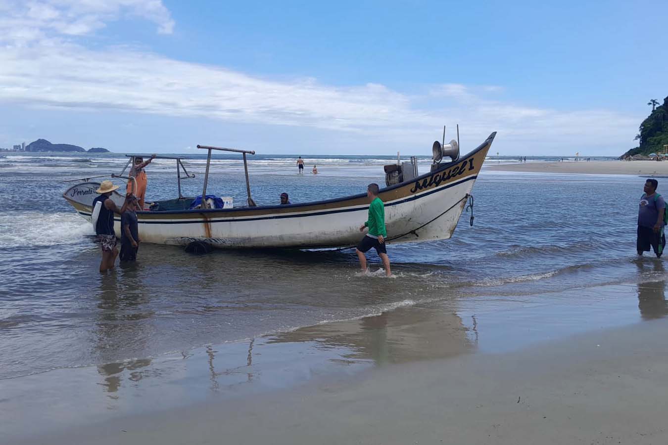 Atividades ambientais na Ponte de Guaratuba