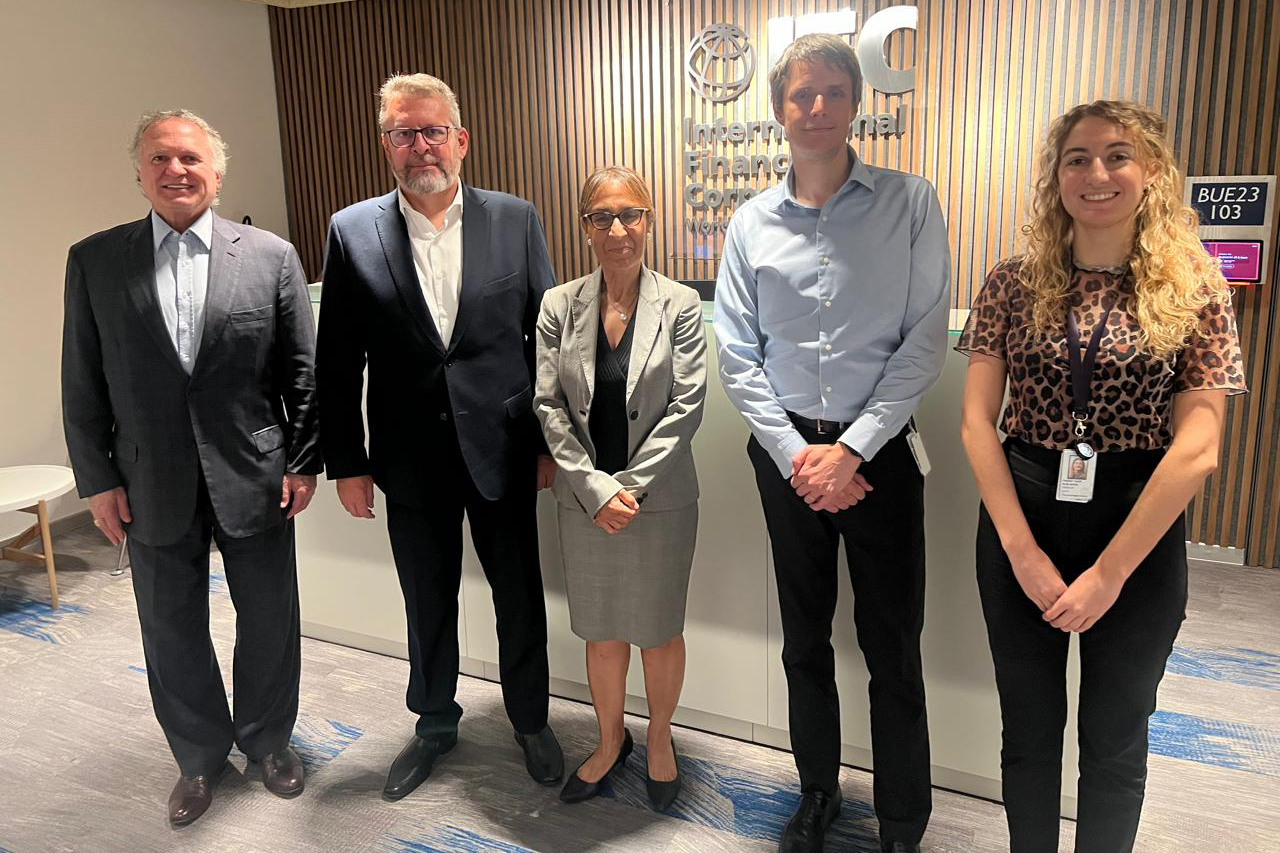 Companhia estuda parcerias e avalia o cenário para fortalecimento de sua agenda de internacionalização