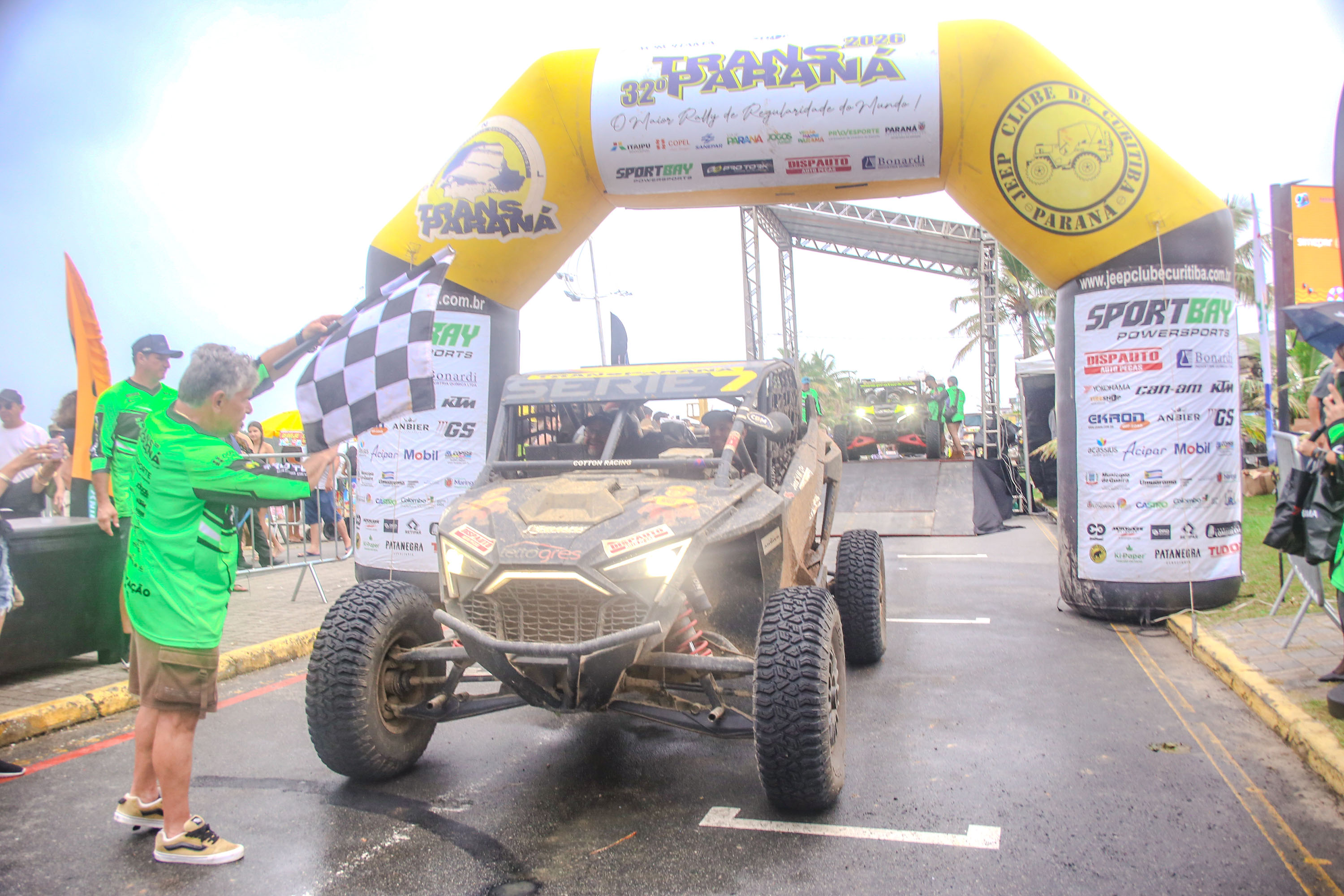 32º Rally Transparaná chega ao fim em Guaratuba e reforça o esporte como motor do turismo no Paraná
