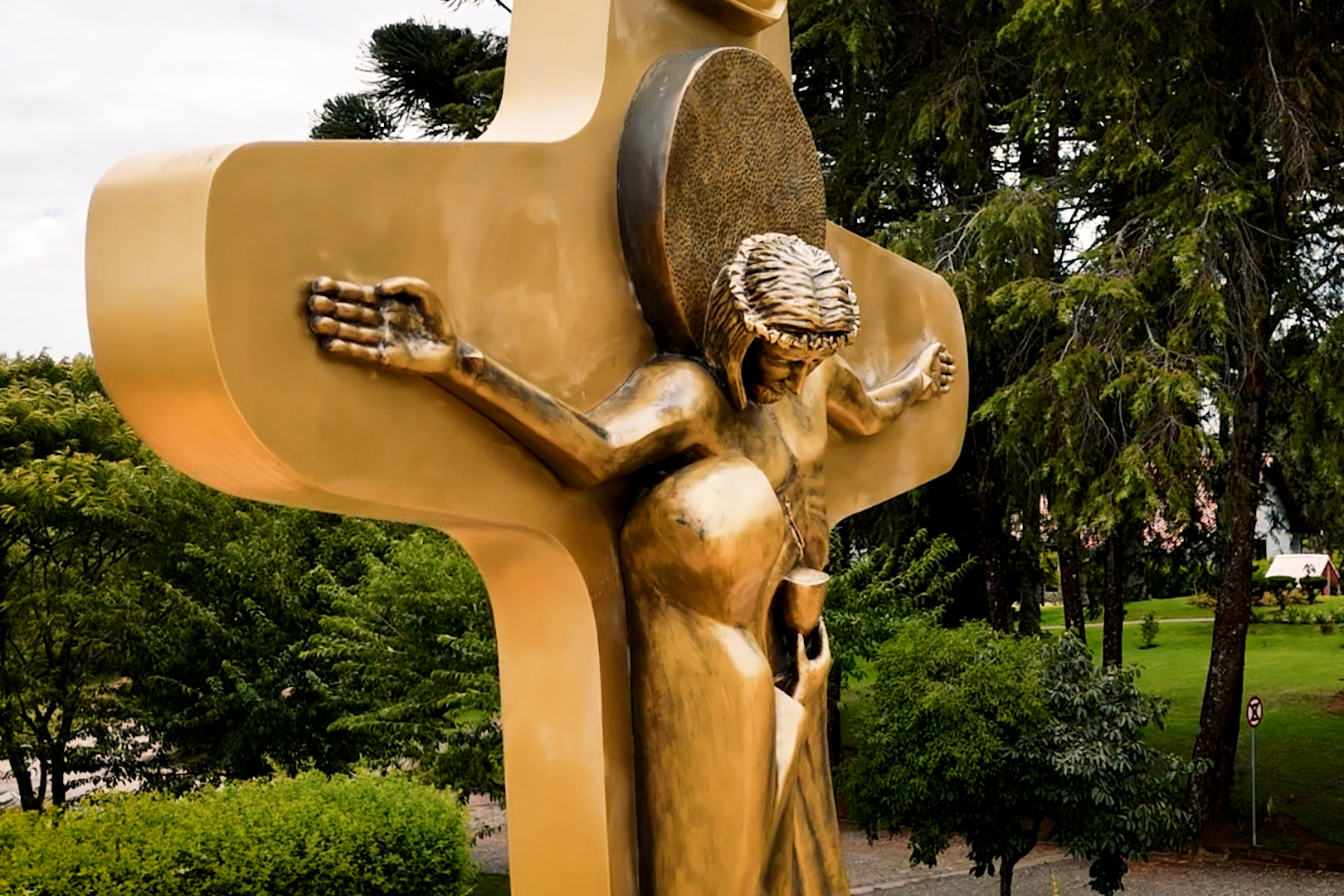 Novo programa da TV Paraná Turismo destaca as belezas do turismo religioso no Paraná