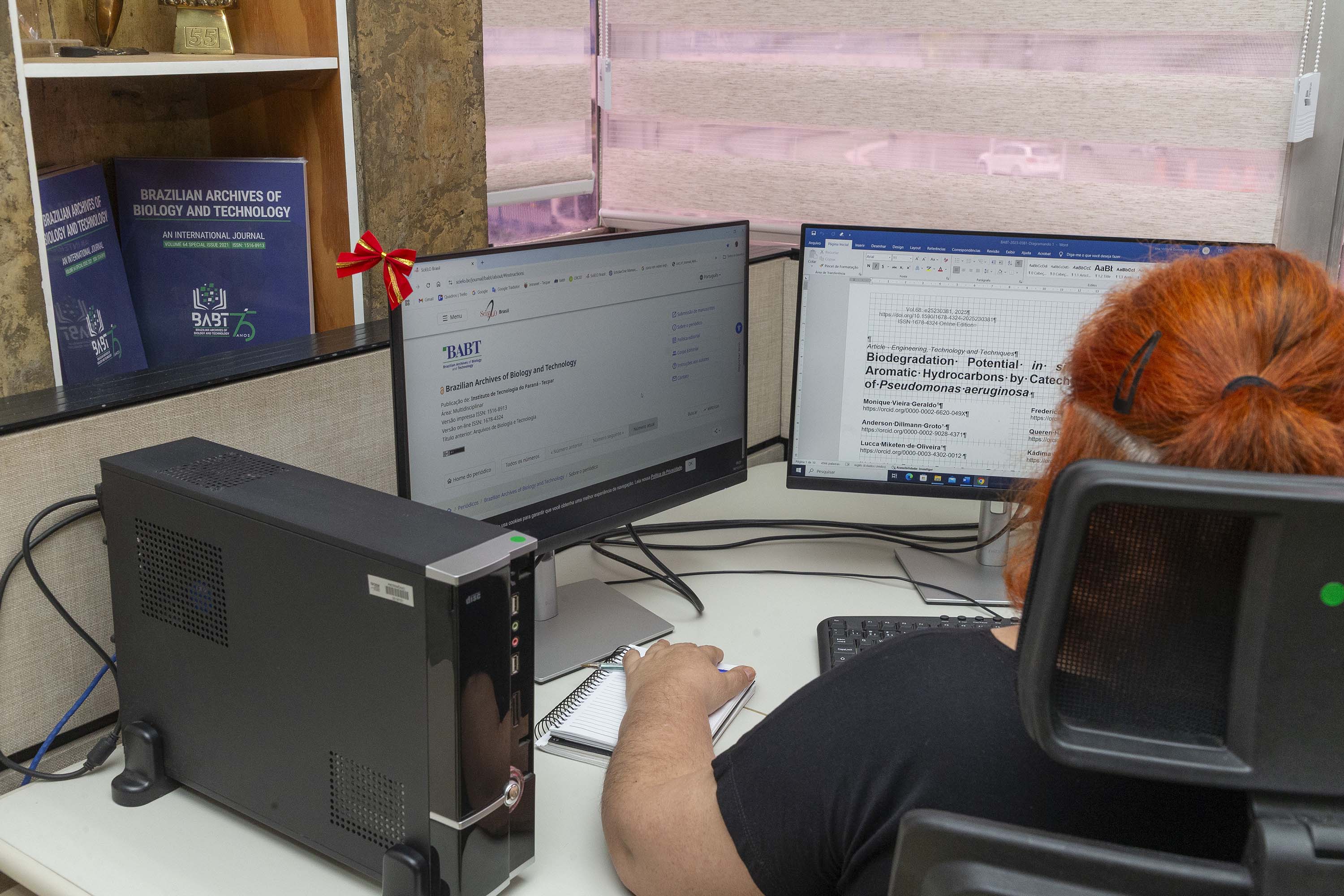  Revista científica do Tecpar tem edição comemorativa com pesquisadores do Paraná