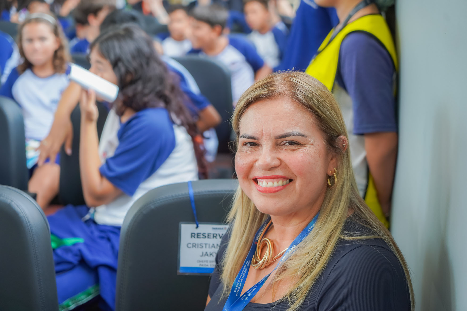 SEED - Escolas integrais recebem material de educação para o trânsito