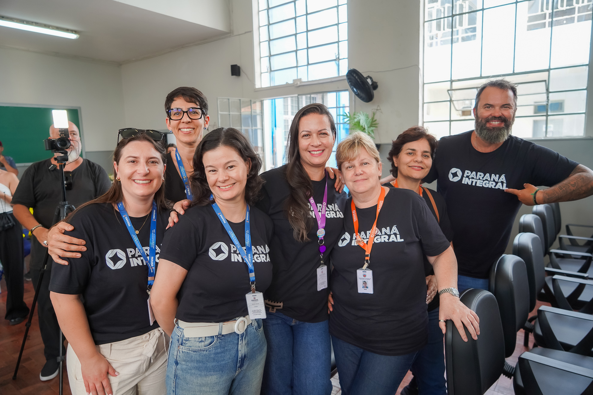 SEED - Escolas integrais recebem material de educação para o trânsito