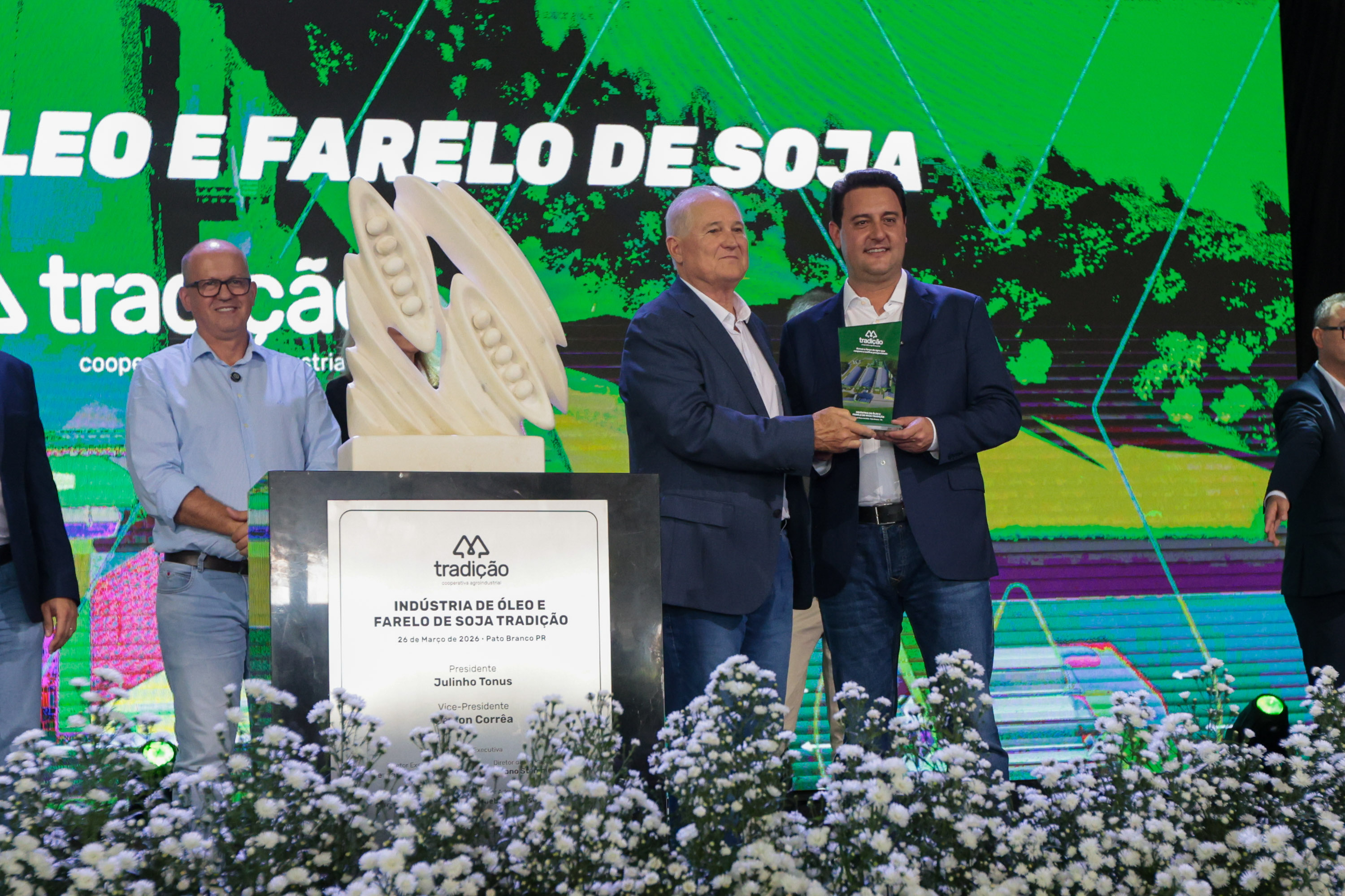O governador Carlos Massa Ratinho Junior participa nesta quinta-feira (26), da inauguração de uma nova indústria de óleo e farelo de soja da Cooperativa Agroindustrial Tradição, em Pato Branco