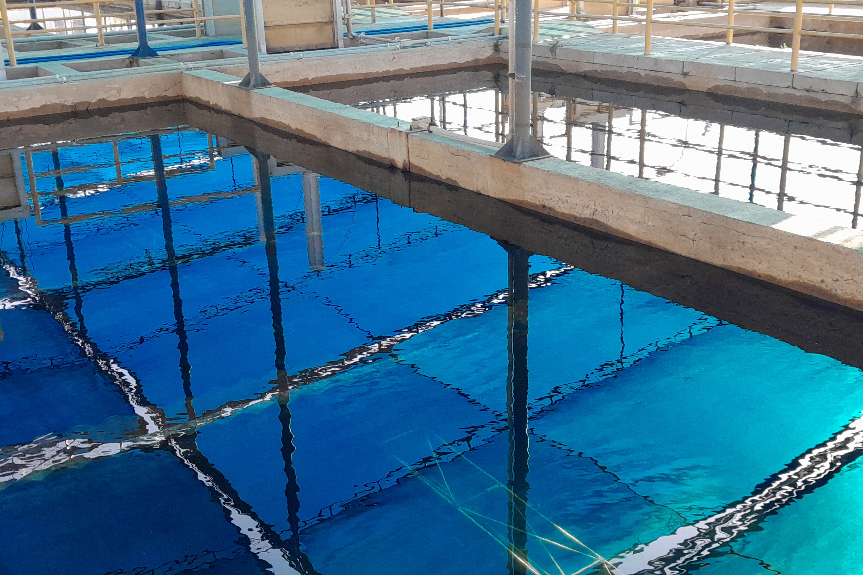 Sanepar eliminou no tratamento 100% da substância que causou sabor e odor na água em Ponta Grossa