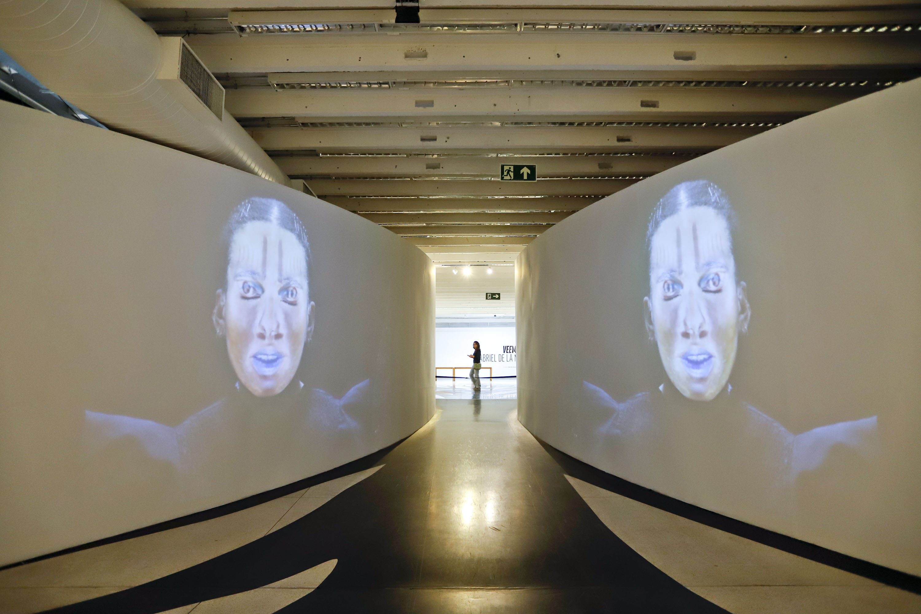 Participe das visitas guiadas do MON e aprenda ainda mais sobre o Museu