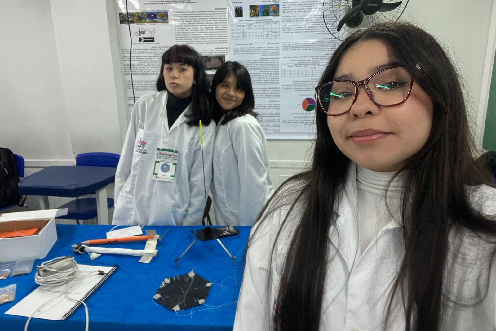 Rede de Clubes de Ciência fortalece protagonismo de meninas na pesquisa escolar