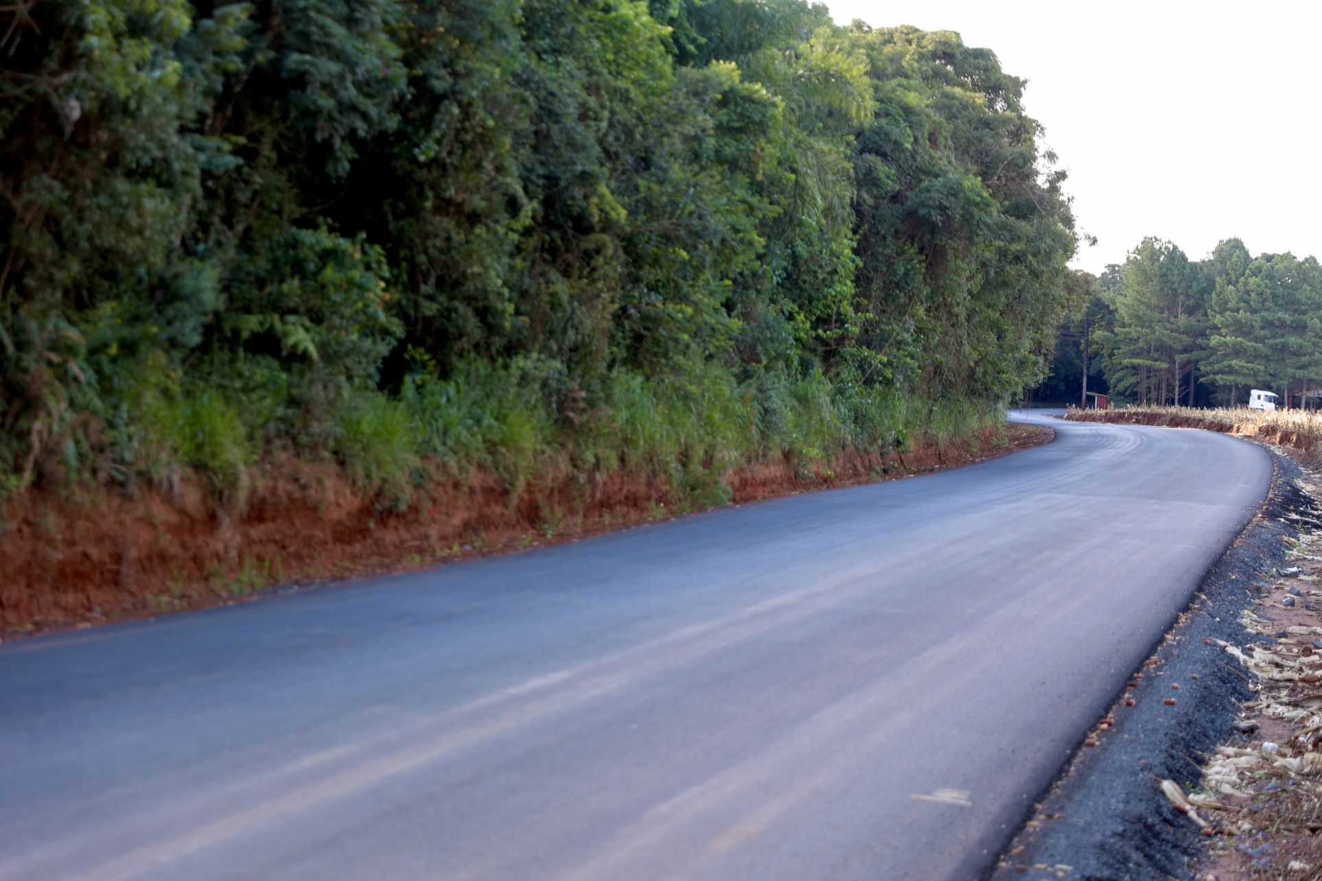 Estrada da Gruta em Teixeira Soares