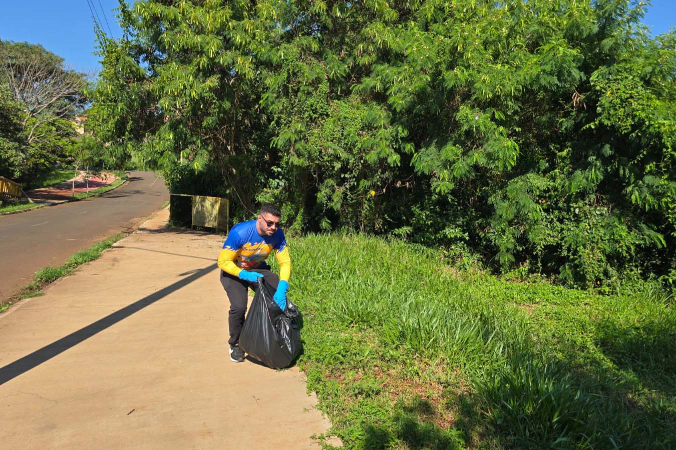 Sanepar mobiliza 350 voluntários em mutirão de limpeza de rios no Paraná