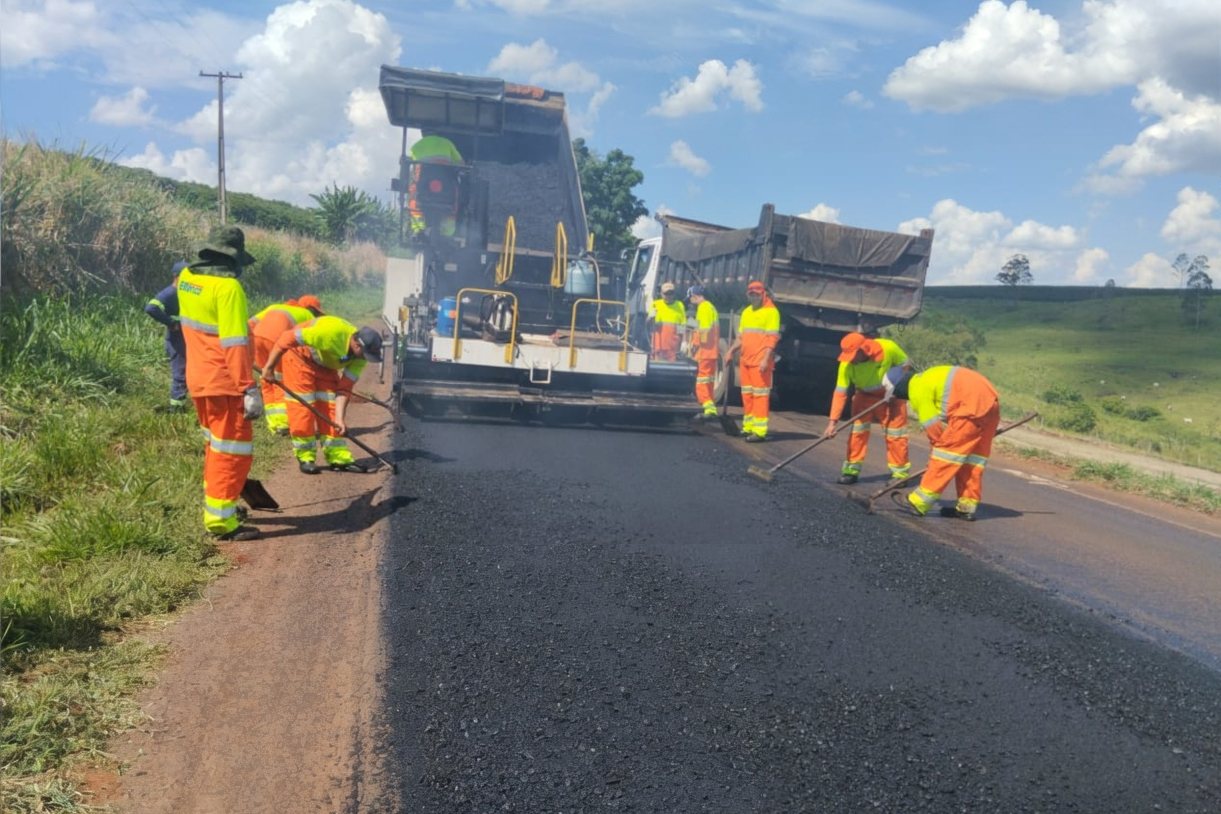 DER - Ribeirão do Pinhal e Santo Antônio da Platina