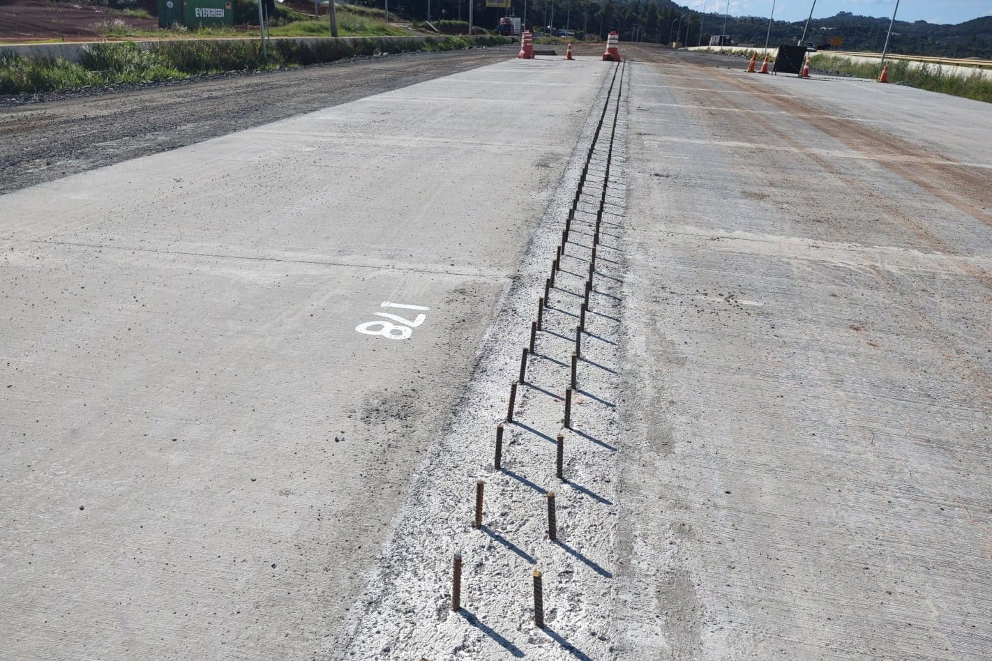 PRC-466 Whitetopping Pitanga a Turvo - Barreiras de concreto