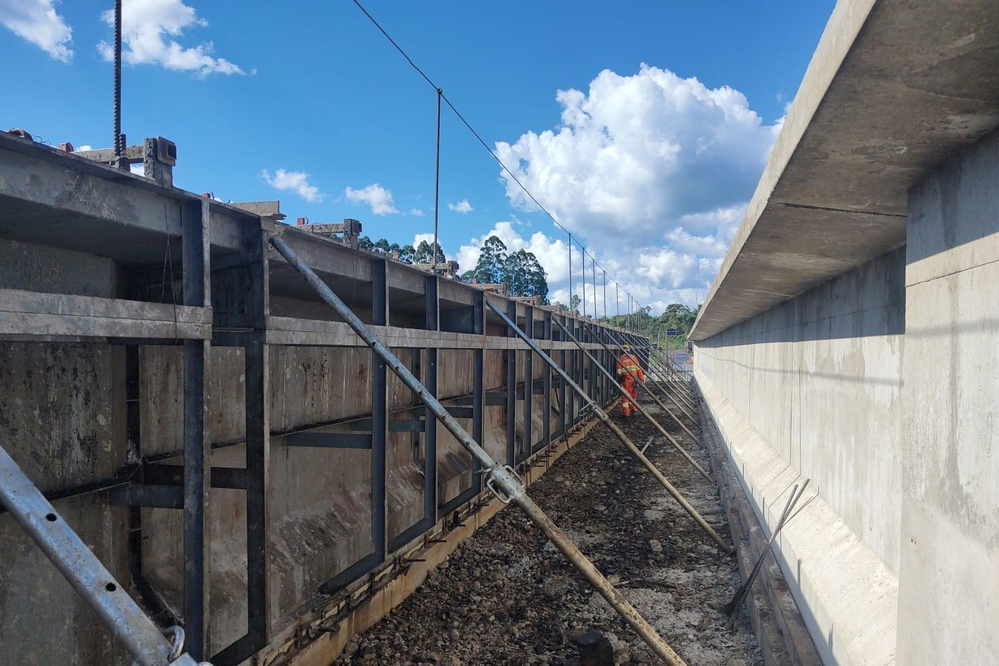 PRC-466 Whitetopping Pitanga a Turvo - Viaduto PR-239