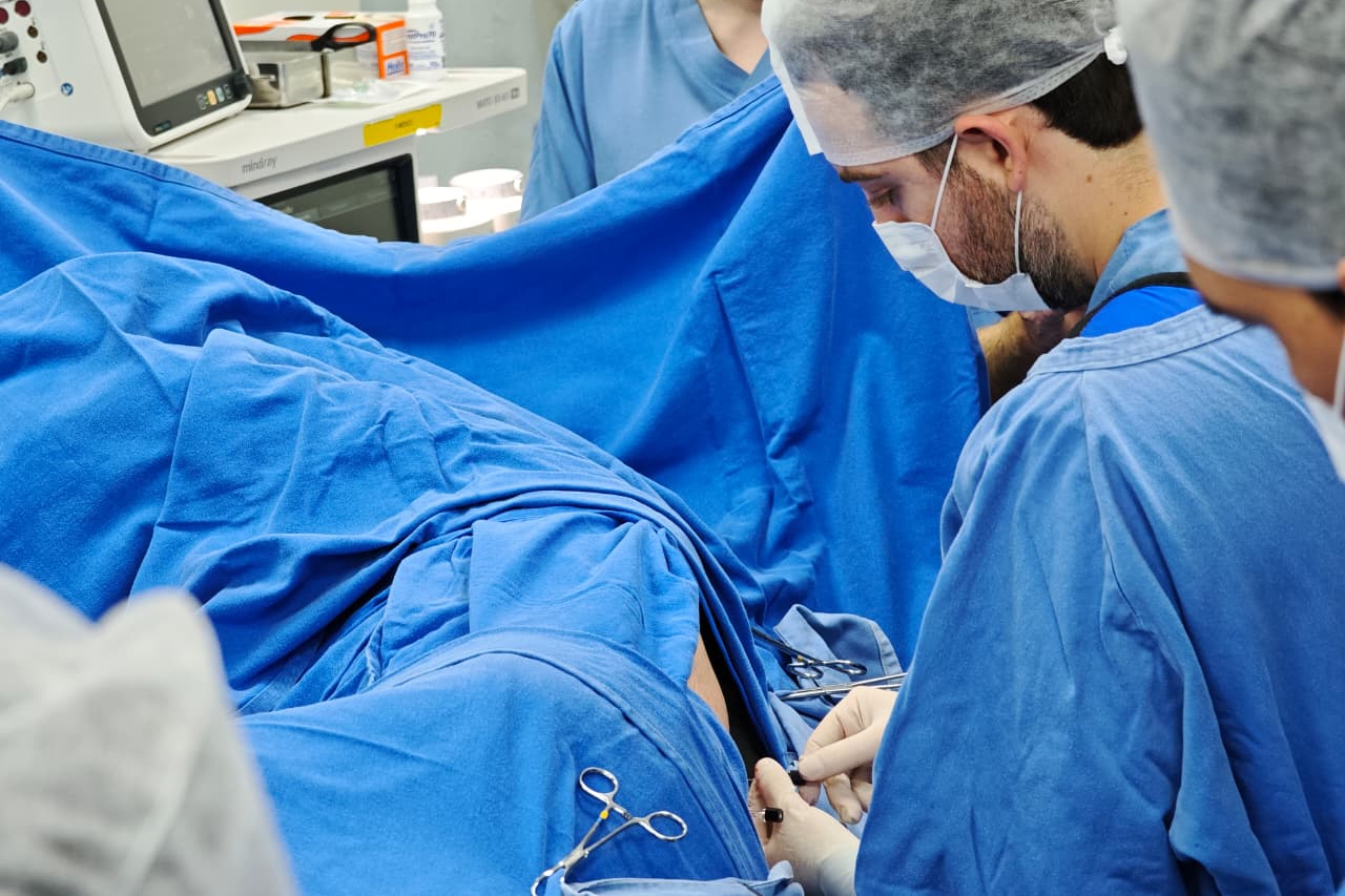 Hospitaldo Trabalhador realiza a primeira aplicação de polilamimina