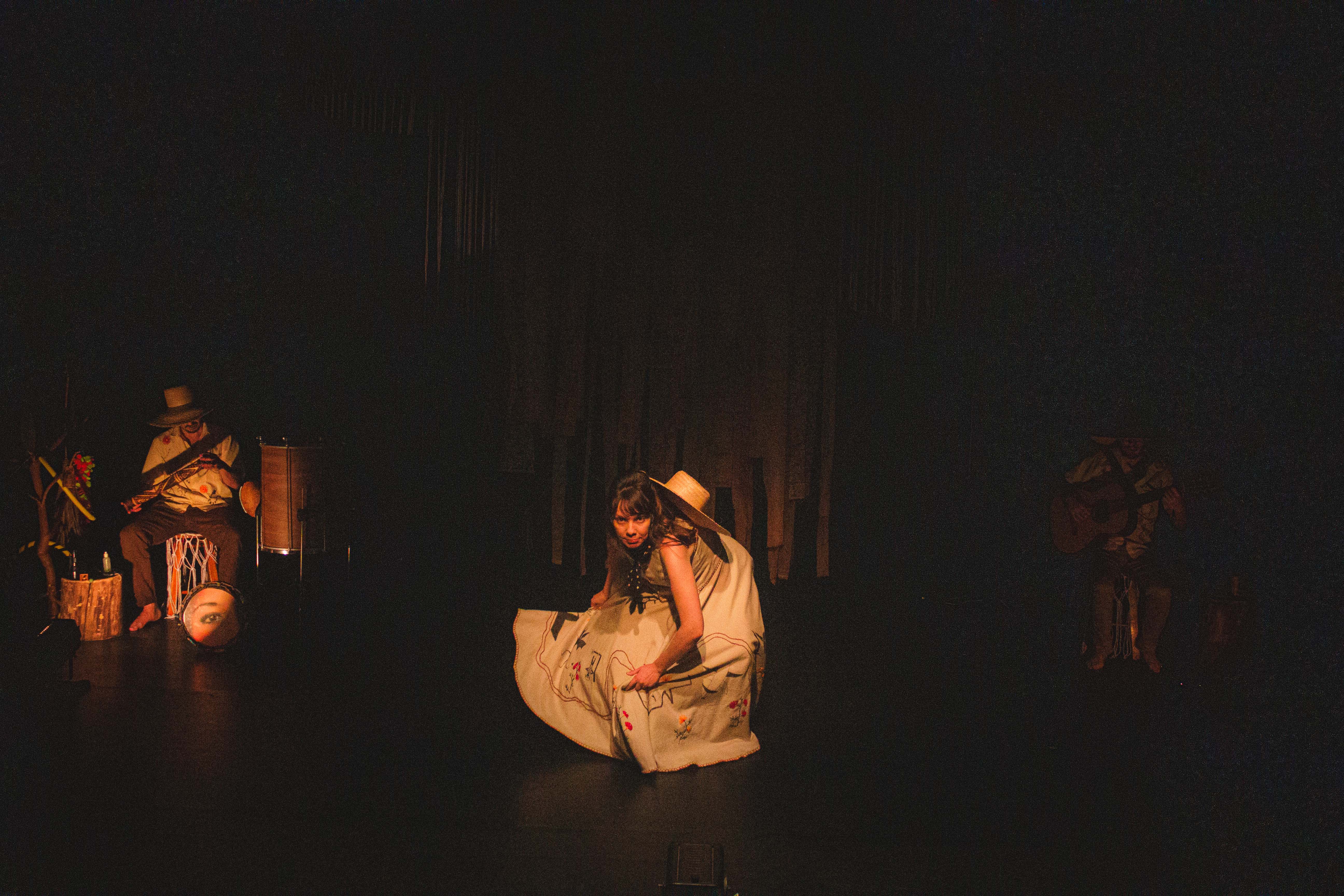 “Aos Companheiros de Estrada” transforma sertão em travessia viva no Miniauditório