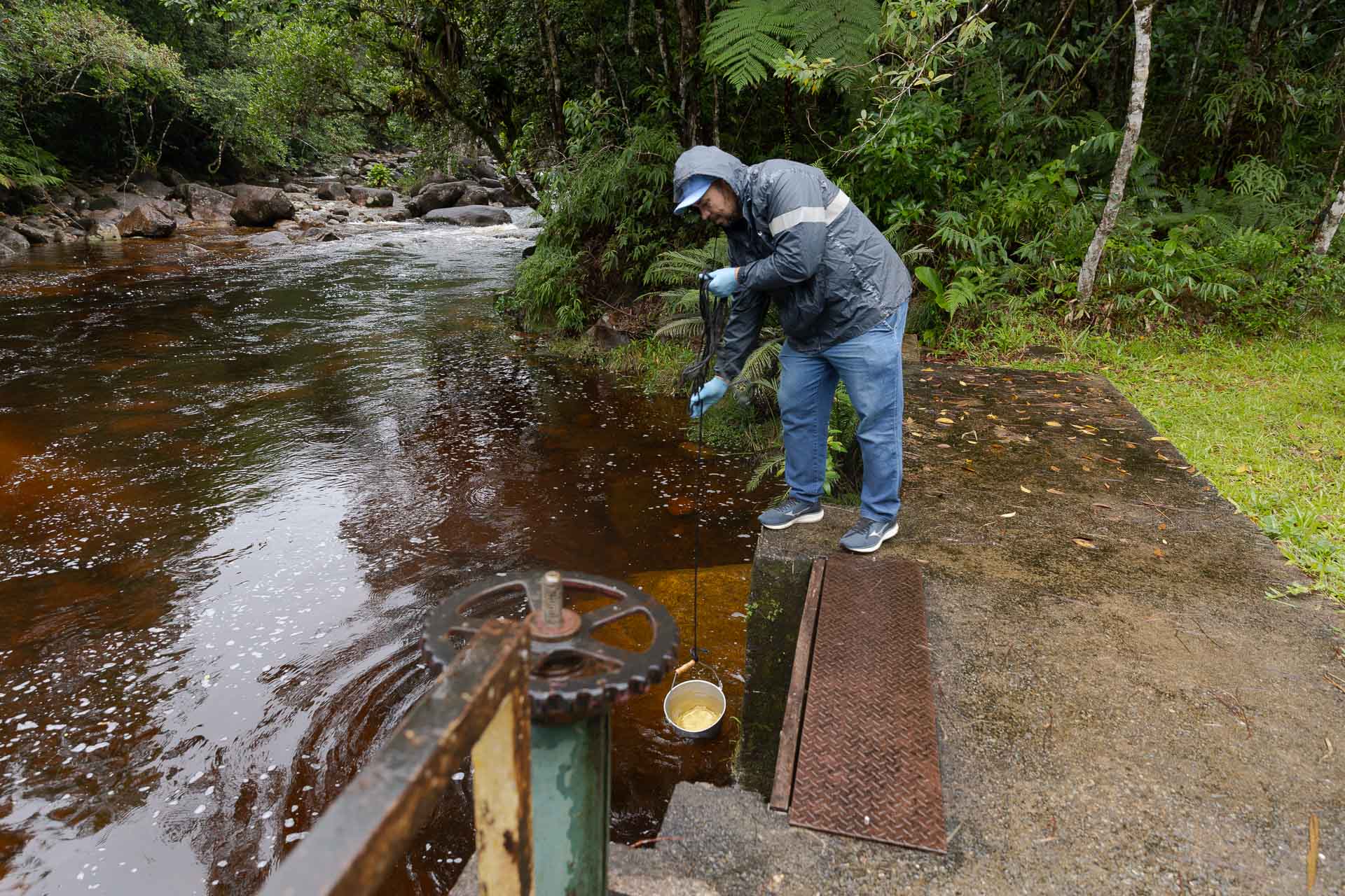 Sanepar impulsiona PIB do Paraná e gera 100 mil empregos