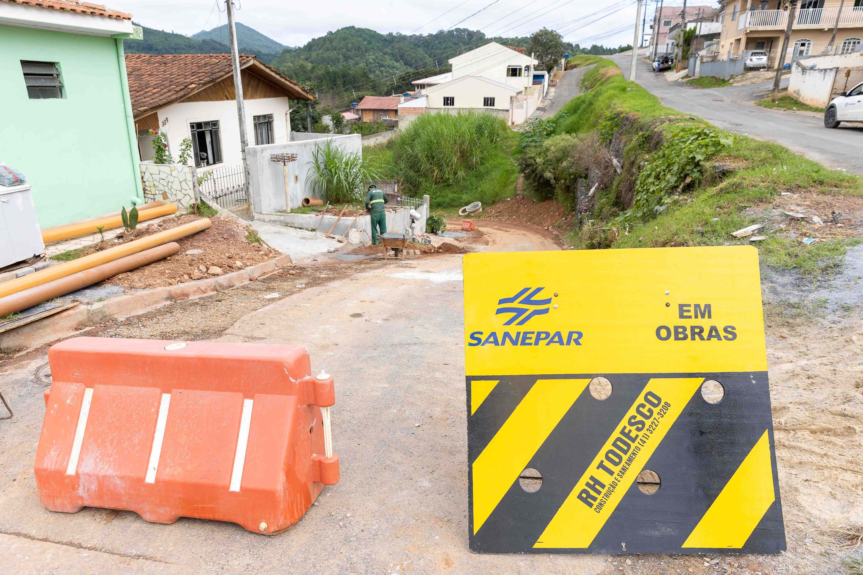 Sanepar acelera obras de esgoto em Rio Branco do Sul rumo à universalização