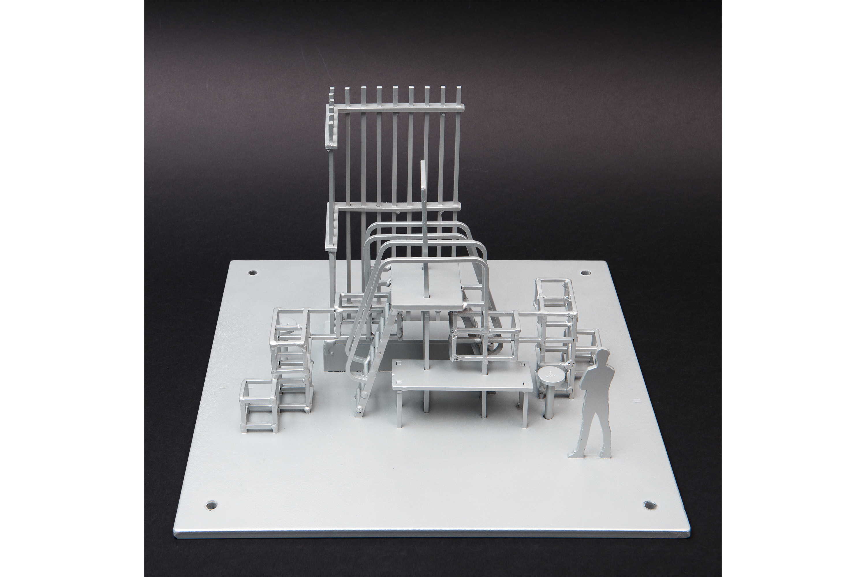 MON inaugura obra do artista avaf e convida o público a uma caça às artes na área externa do Museu