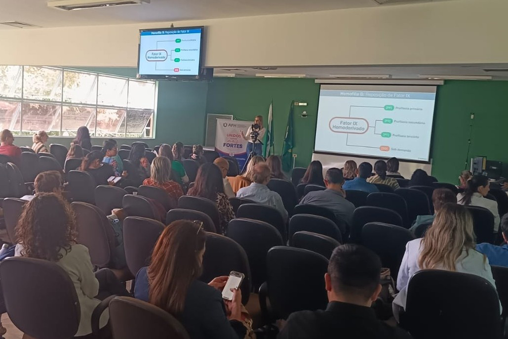 SESA - Bebê de seis meses é um dos mais jovens do país a iniciar tratamento inovador contra hemofilia