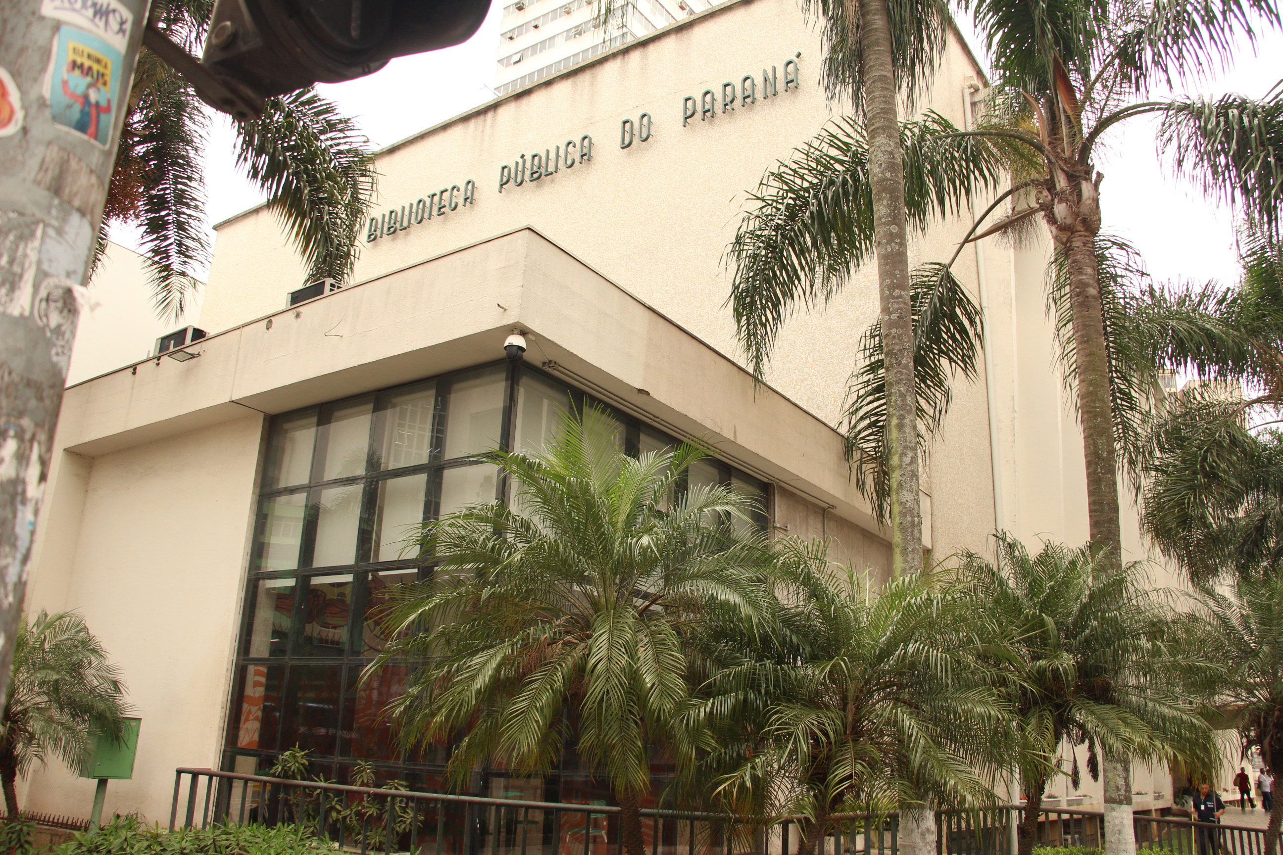 Lançamentos, exposições e Cine BPP são destaques em abril na Biblioteca Pública