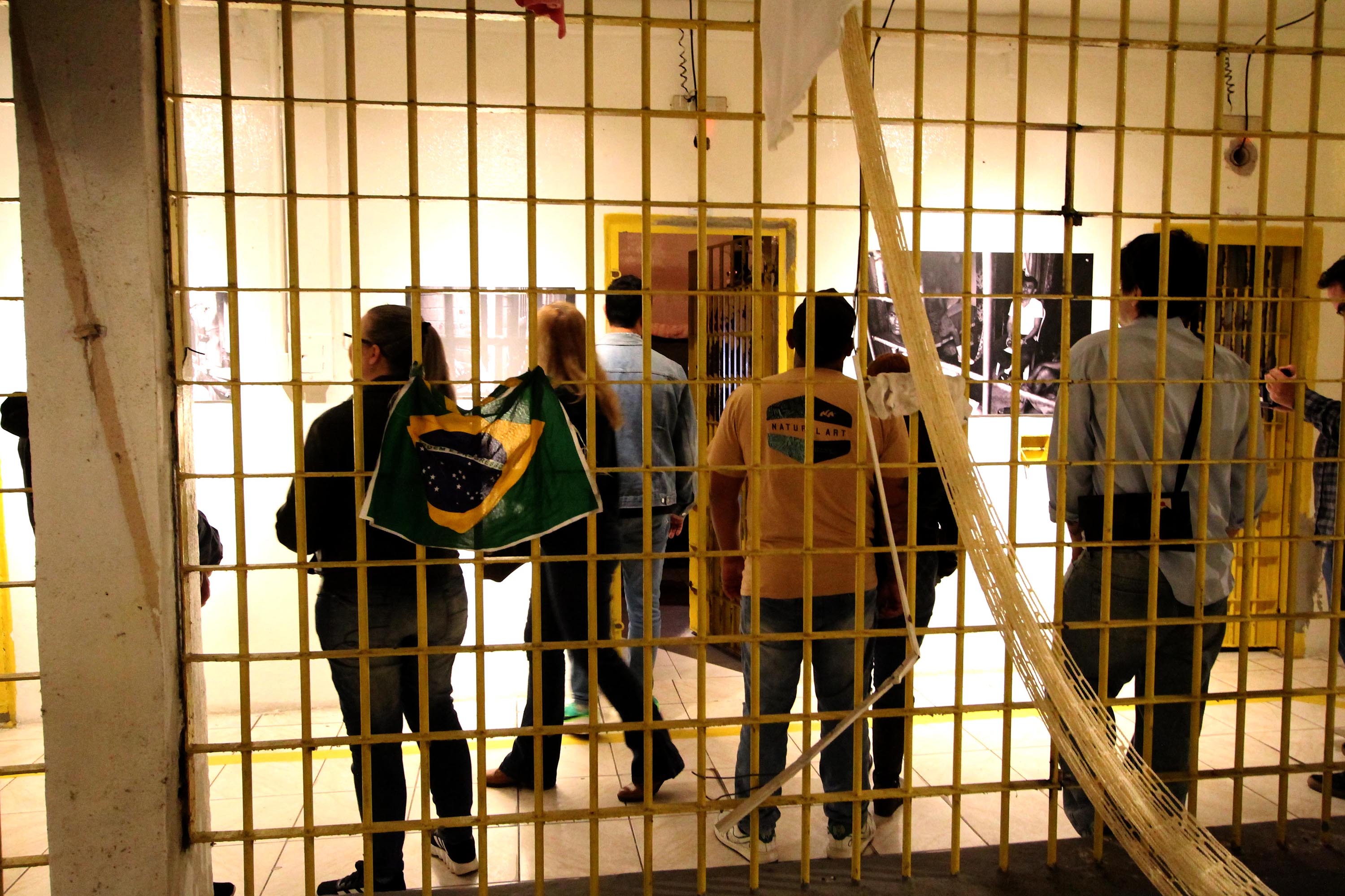 Visitas Guiadas e bate-papo com artista Lilian Gassen na programação de abril no MIS-PR