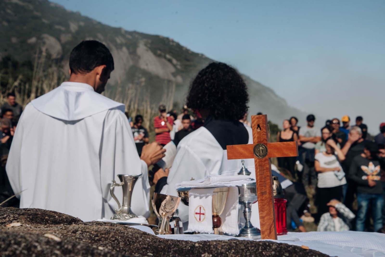 IAT fecha temporariamente trilhas do Anhangava e Samambaia para celebração da Missa da Paz