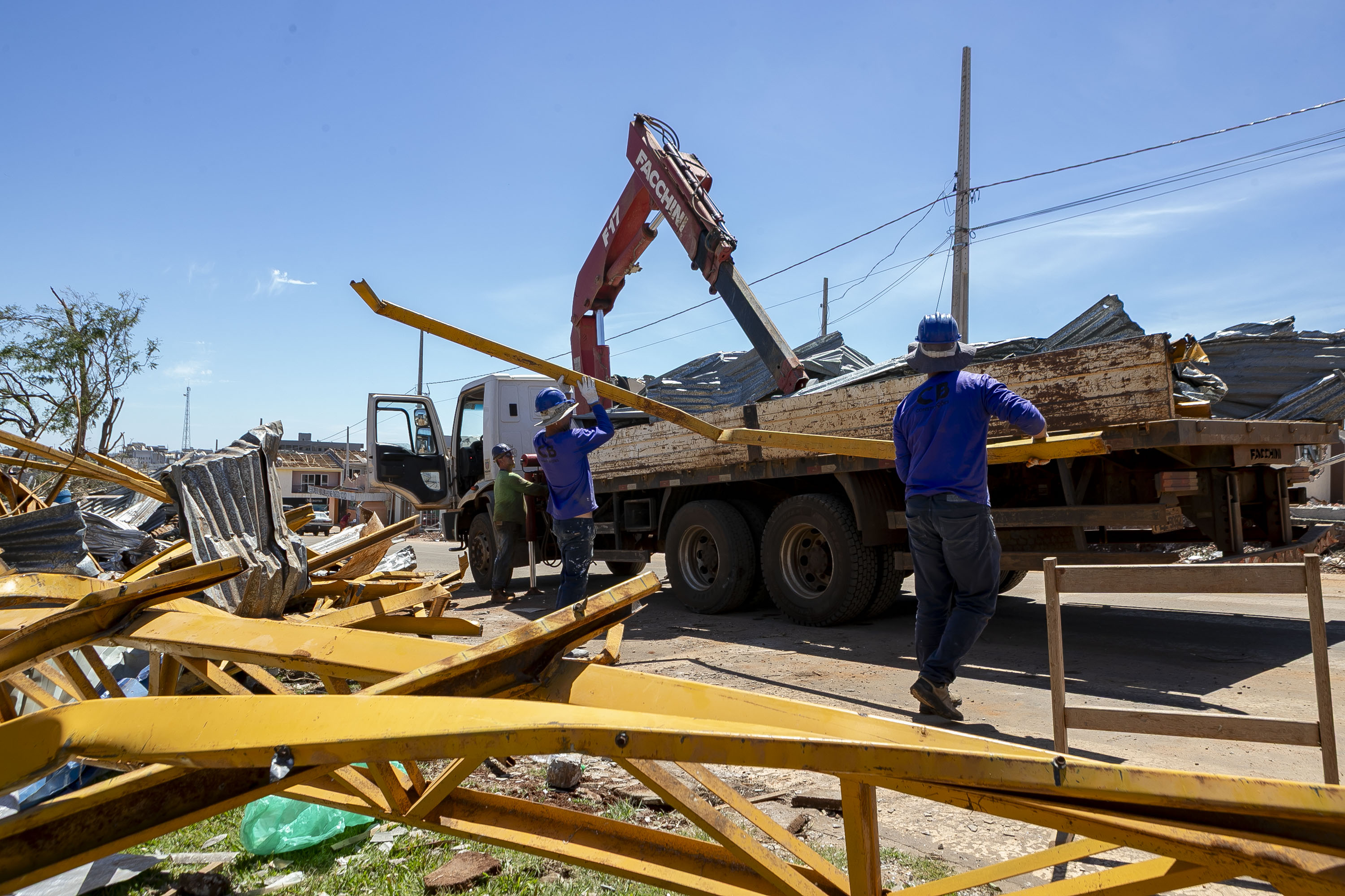 Paraná reforça preparo contra desastres e projeta R$ 350 milhões para resposta a emergências climáticas