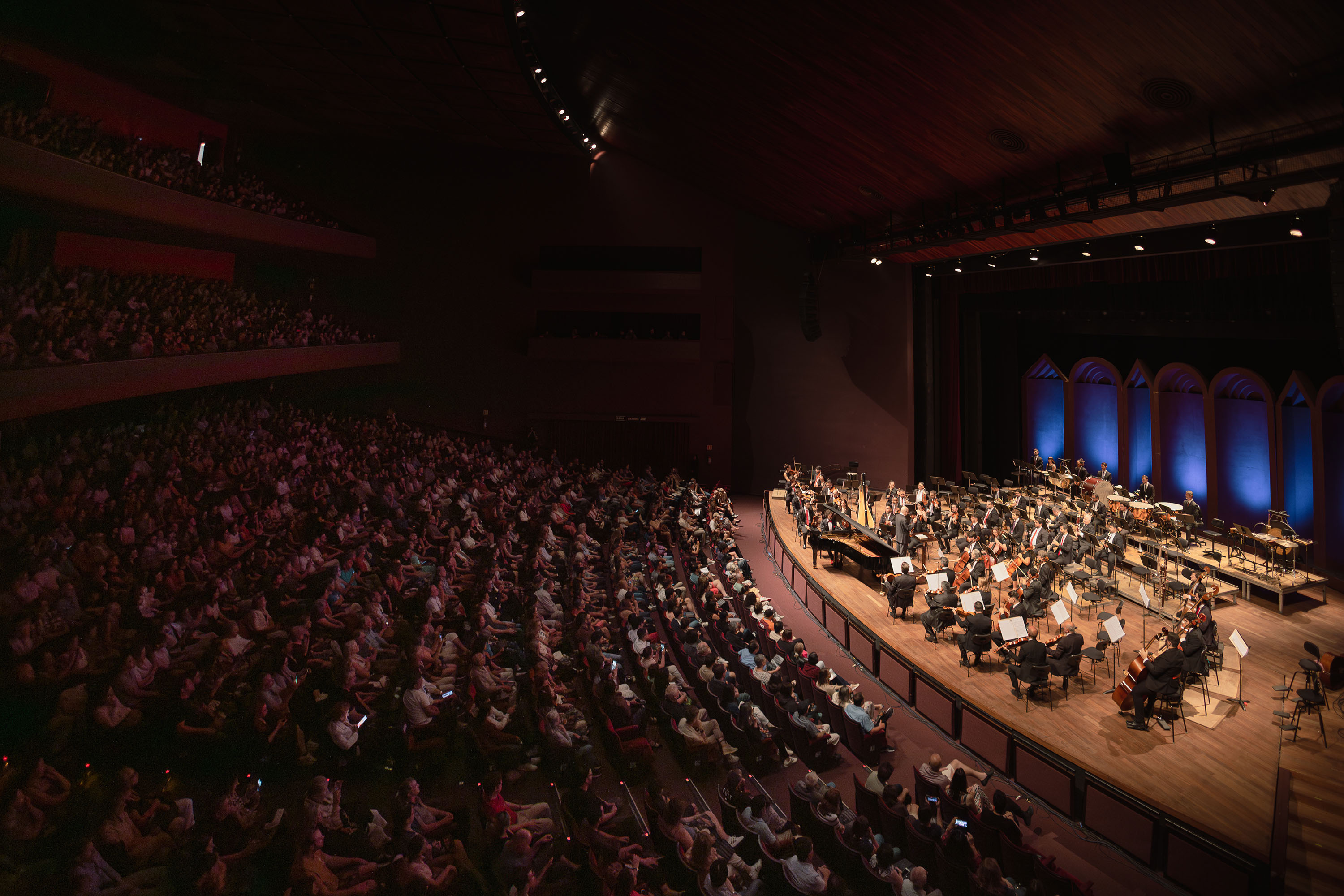 TEATRO GUAÍRA - Orquestra Sinfônica do Paraná celebra o universo de George Gershwin em concertos da Série Ouro