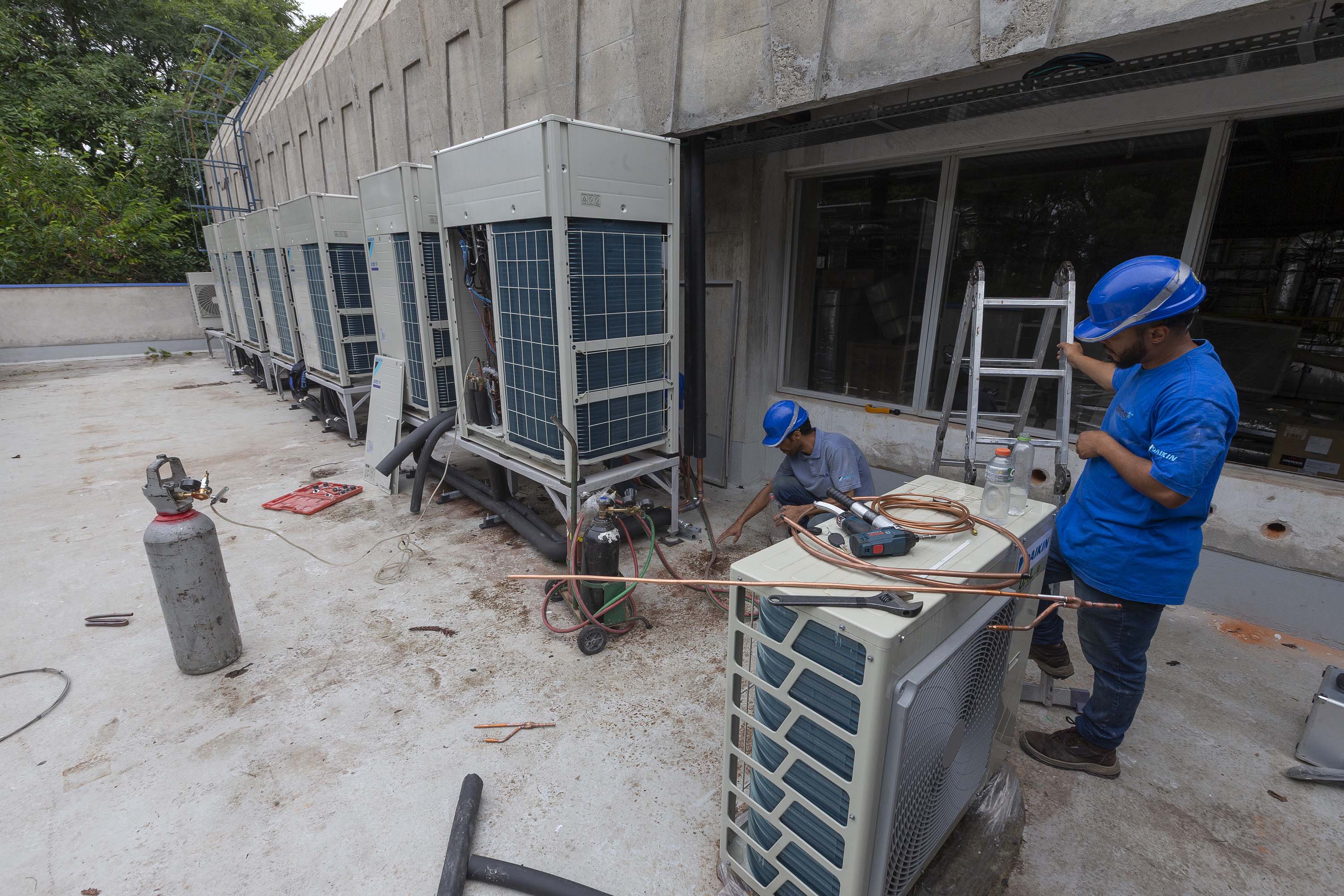 Paraná se prepara para fornecer insumos para saúde animal a todo o país