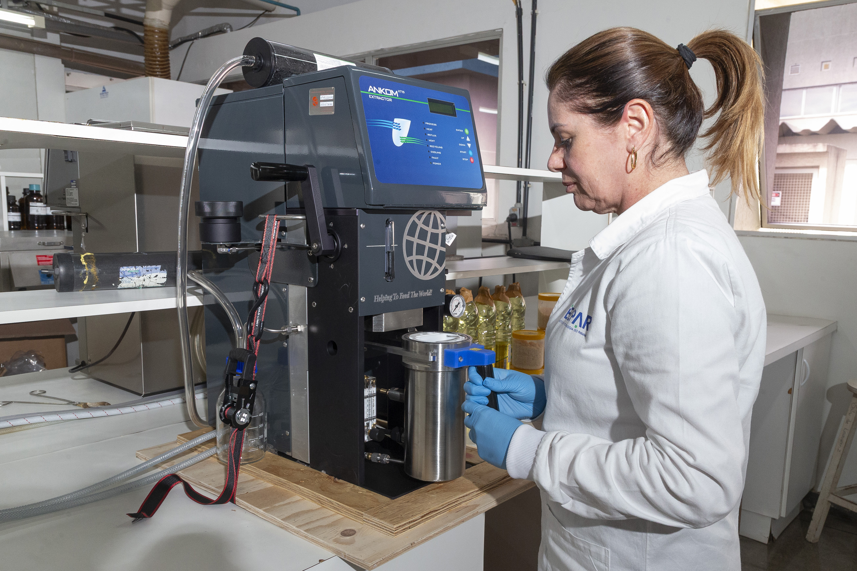 Com equipamentos analíticos especializados, Tecpar aprimora análises de alimentação escolar