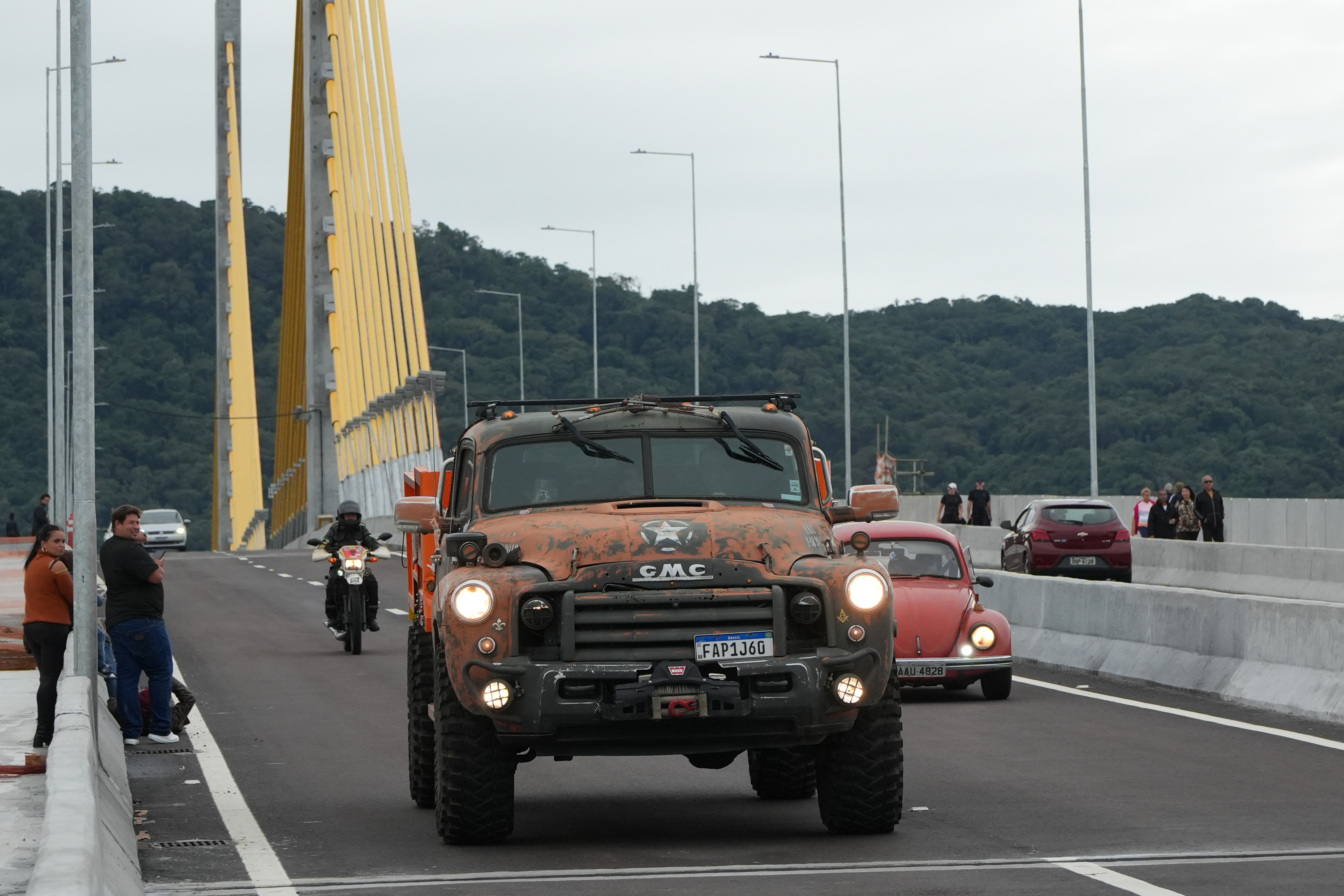 PASSEIO PONTE DE GUARATUBA