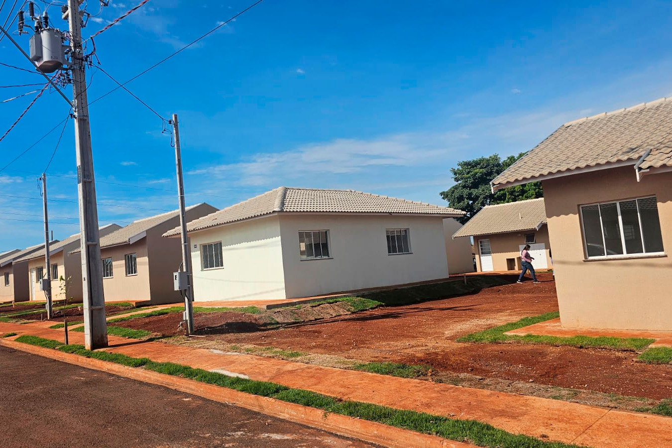 Entrega Jd Nova Esperaça, em Iracema do Oeste