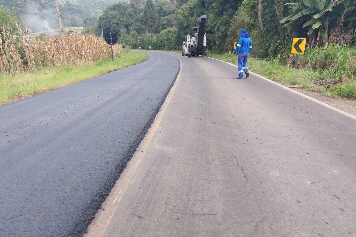 Conservação da PR-446 entre União da Vitória e Porto Vitória