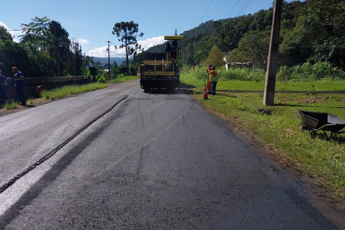Conservação da PR-446 entre União da Vitória e Porto Vitória
