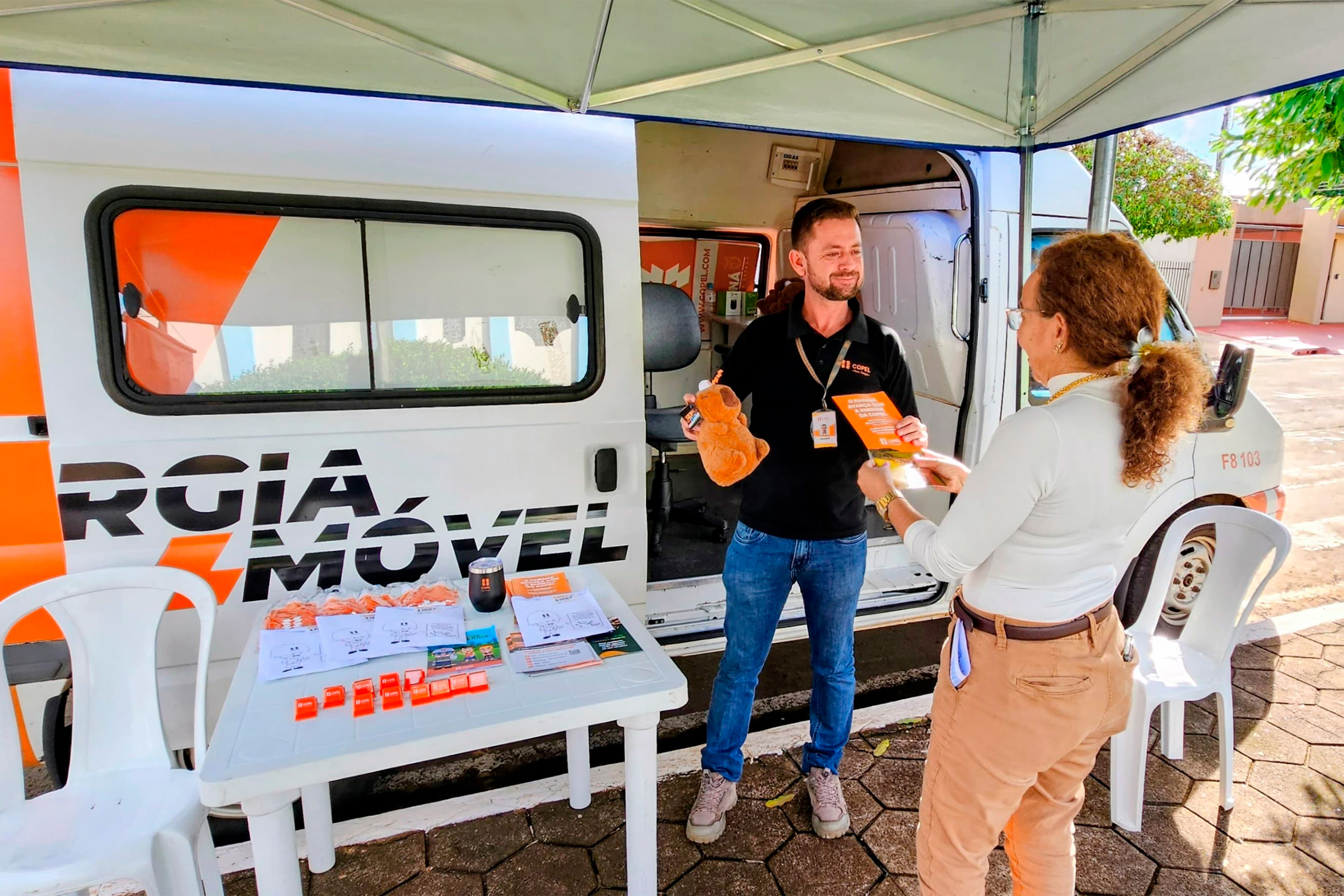 Primeiro de Maio recebe Agência Itinerante da Copel por uma semana