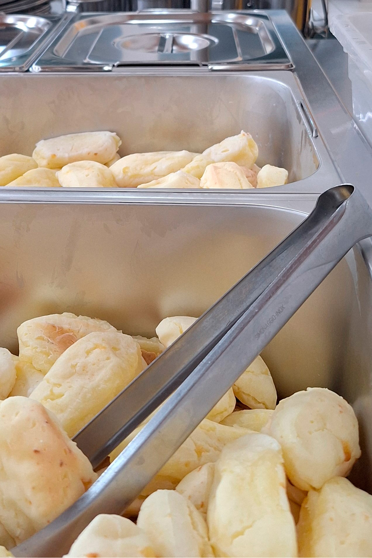 Em oito anos, Paraná investe R$ 2,8 bilhões e diversifica alimentação escolar com orgânicos, frutas nativas e tecnologia de conservação