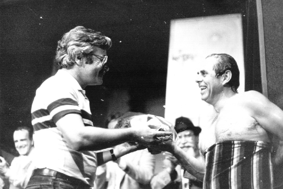 Teatro José Maria Santos comemora 28 anos e ganha documentário sobre sua história