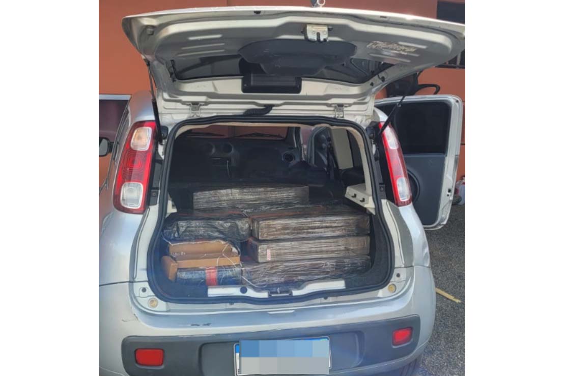  PCPR prende dois homens e apreende cerca de 400 quilos de maconha em Cândido de Abreu 