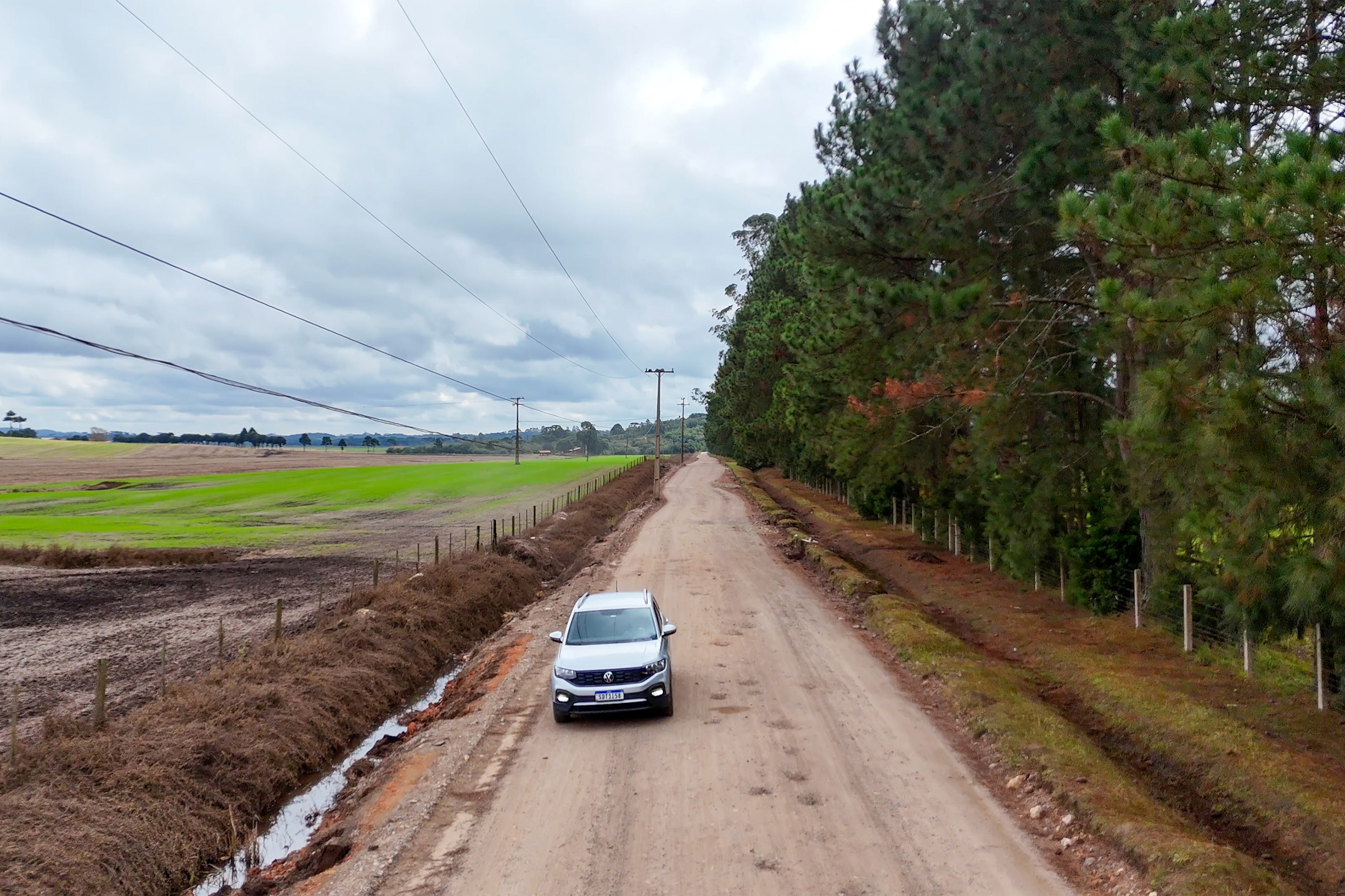 Ratinho Junior libera R$ 90,7 milhões para pavimentação de estrada turística e outras obras em Tijucas do Sul