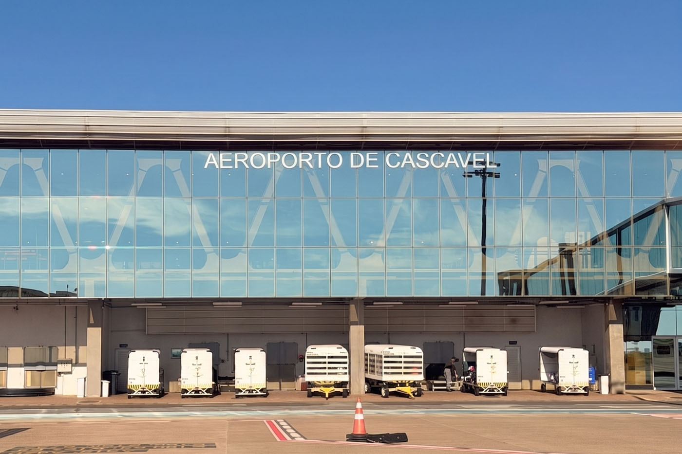 Paraná avança na atualização do Plano Aeroviário Estadual com visitas técnicas a aeroportos